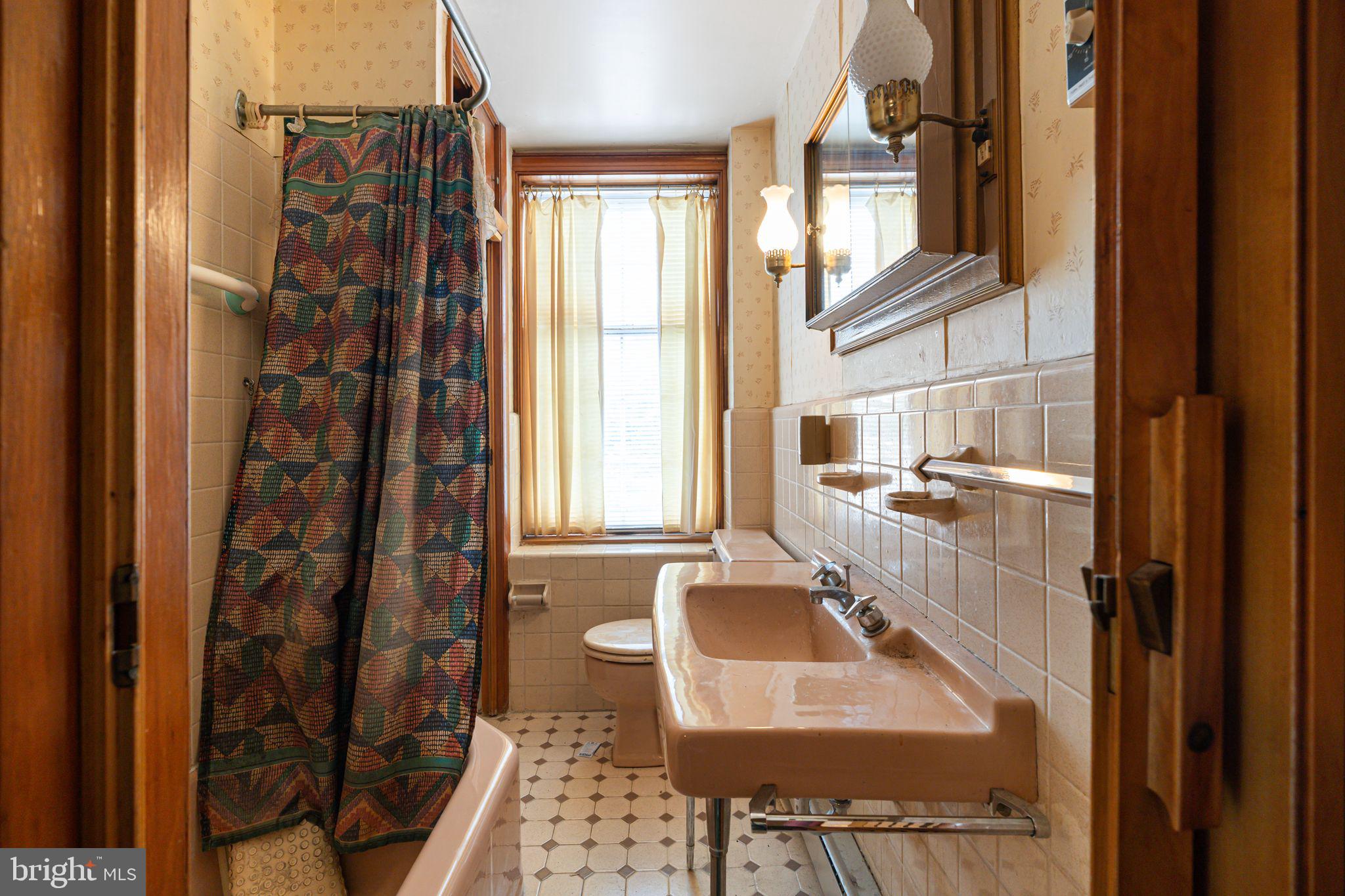 TACONY - Residential