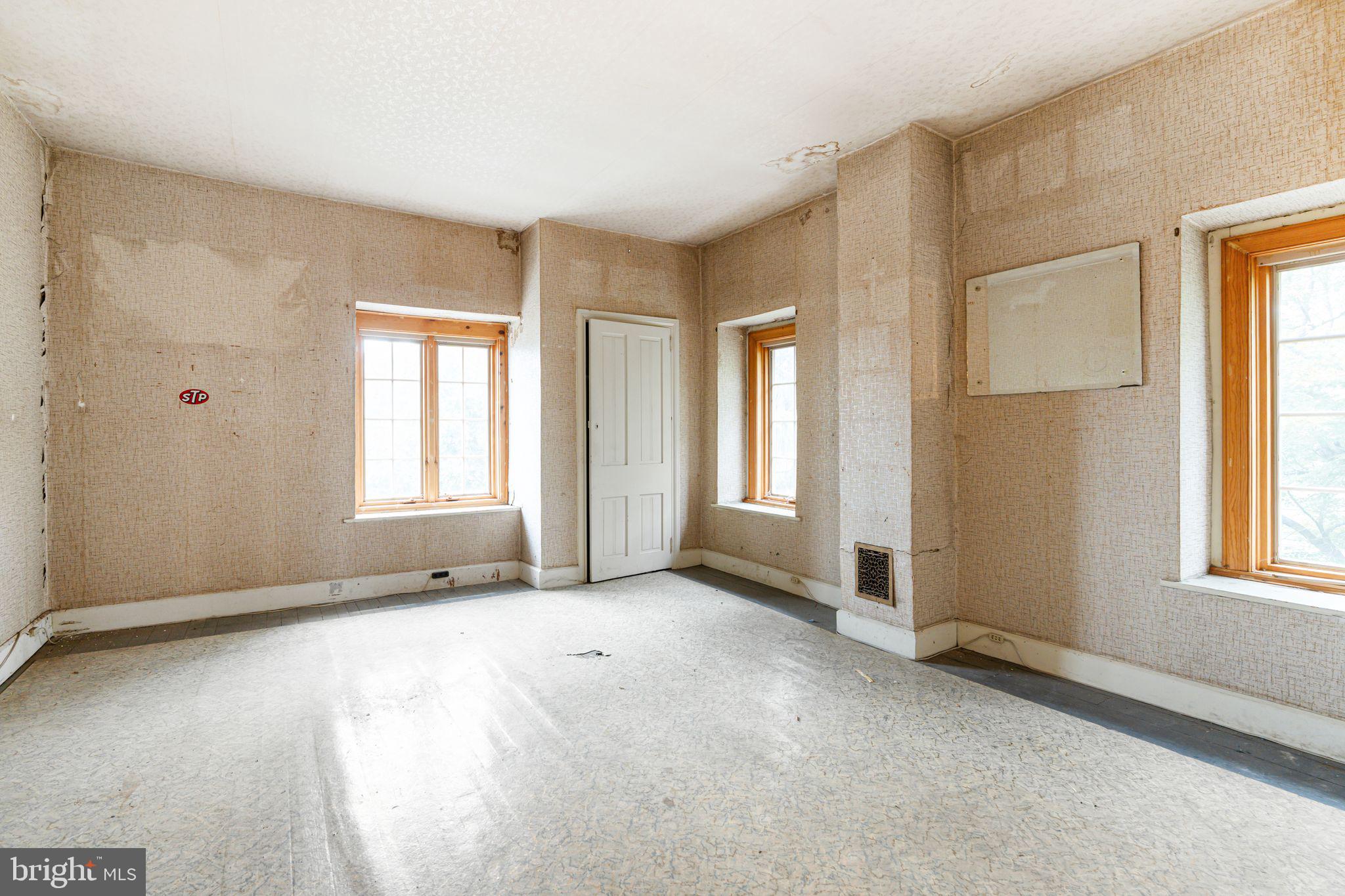 TACONY - Residential