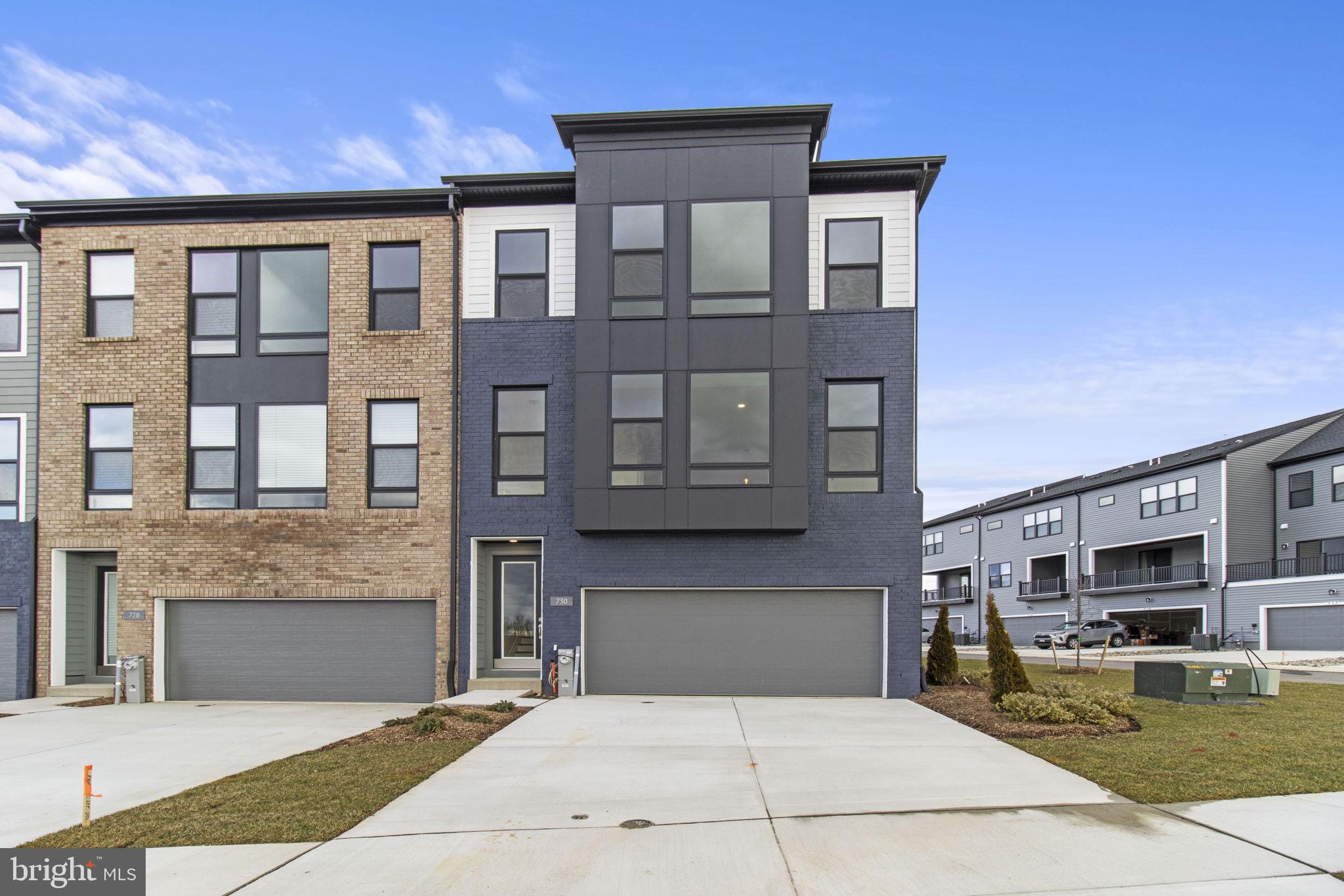 SOUTHLAKE - Residential