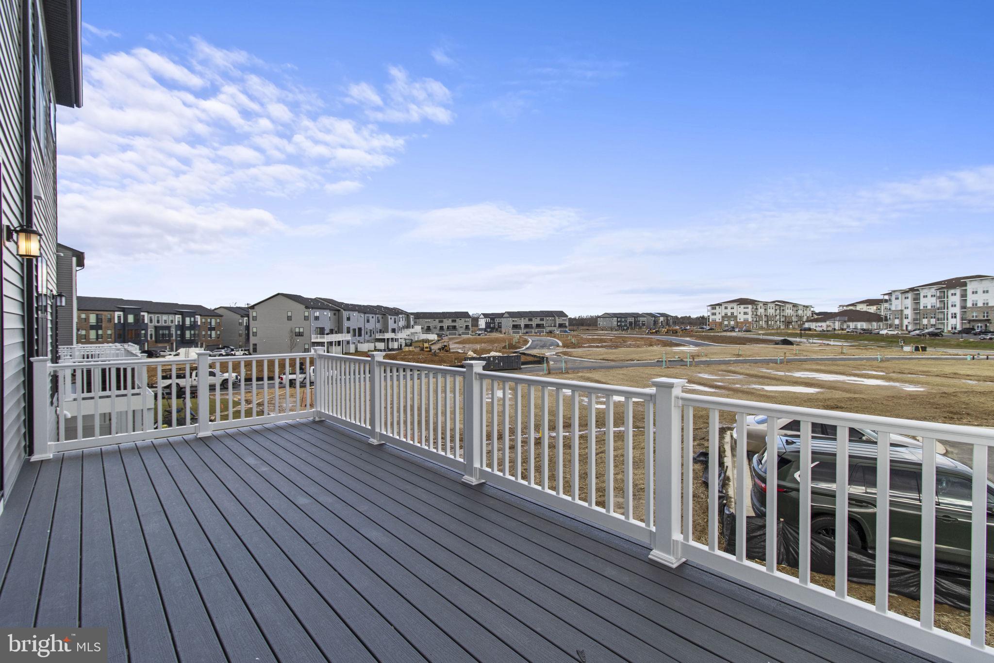 SOUTHLAKE - Residential