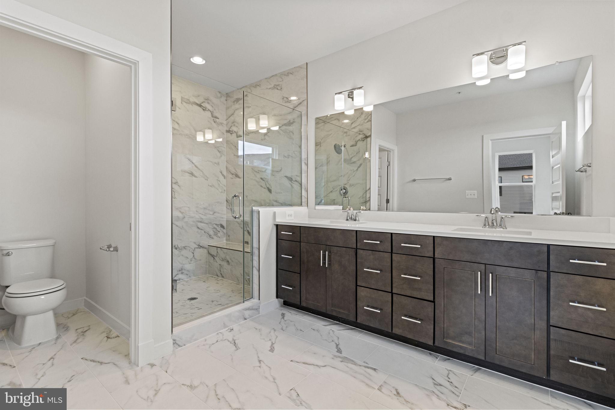 SOUTHLAKE - Residential