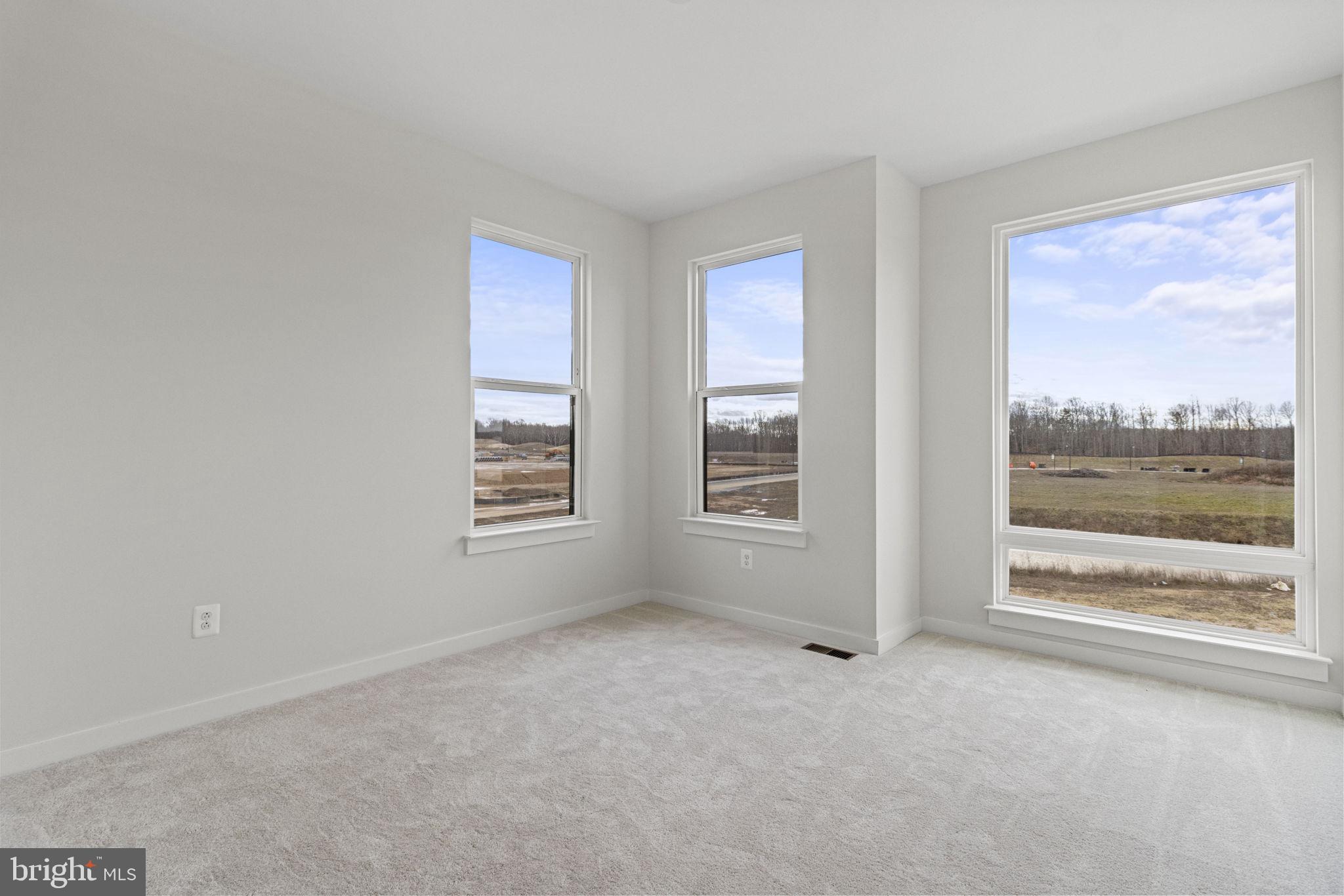 SOUTHLAKE - Residential