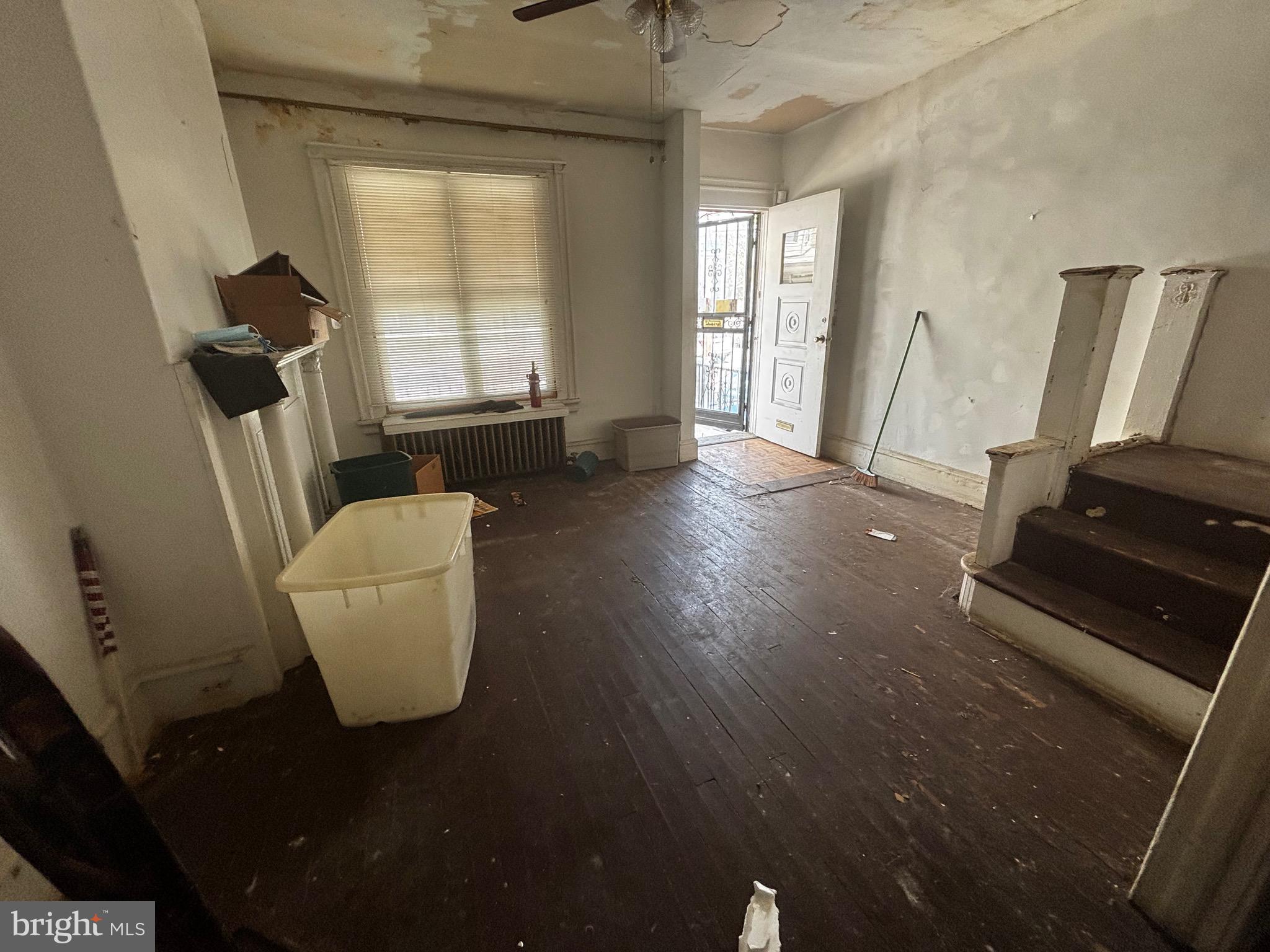 127 S PEACH STREET