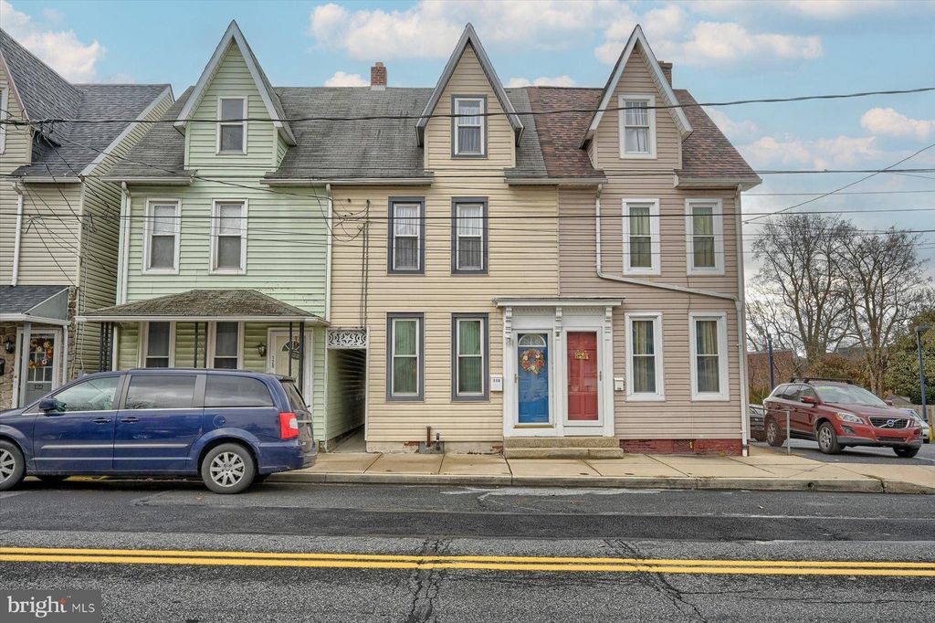 Photo of 118 LANCASTER AVE, COLUMBIA, PA 17512 (MLS # PALA2027884)