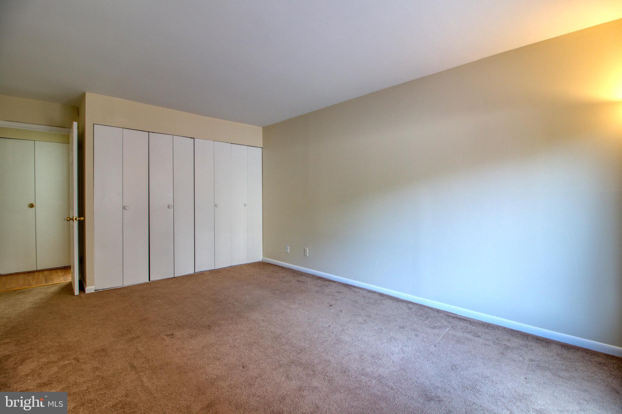 WOODLAKE TOWERS - Residential