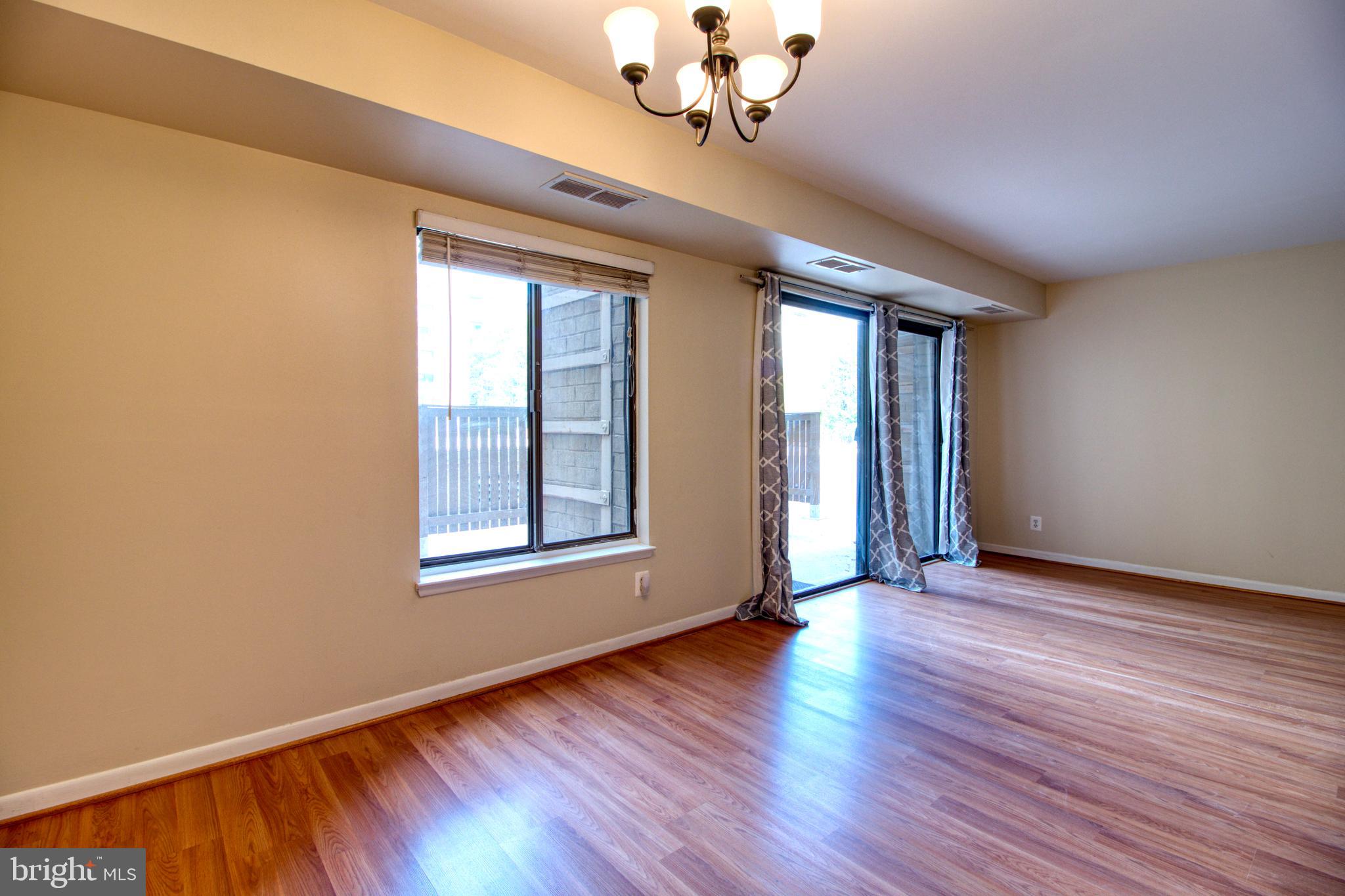 WOODLAKE TOWERS - Residential