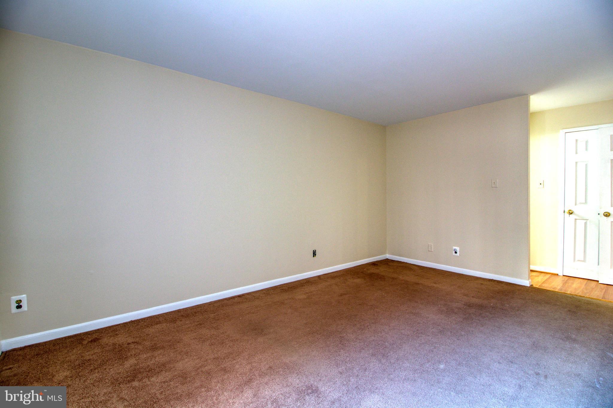 WOODLAKE TOWERS - Residential