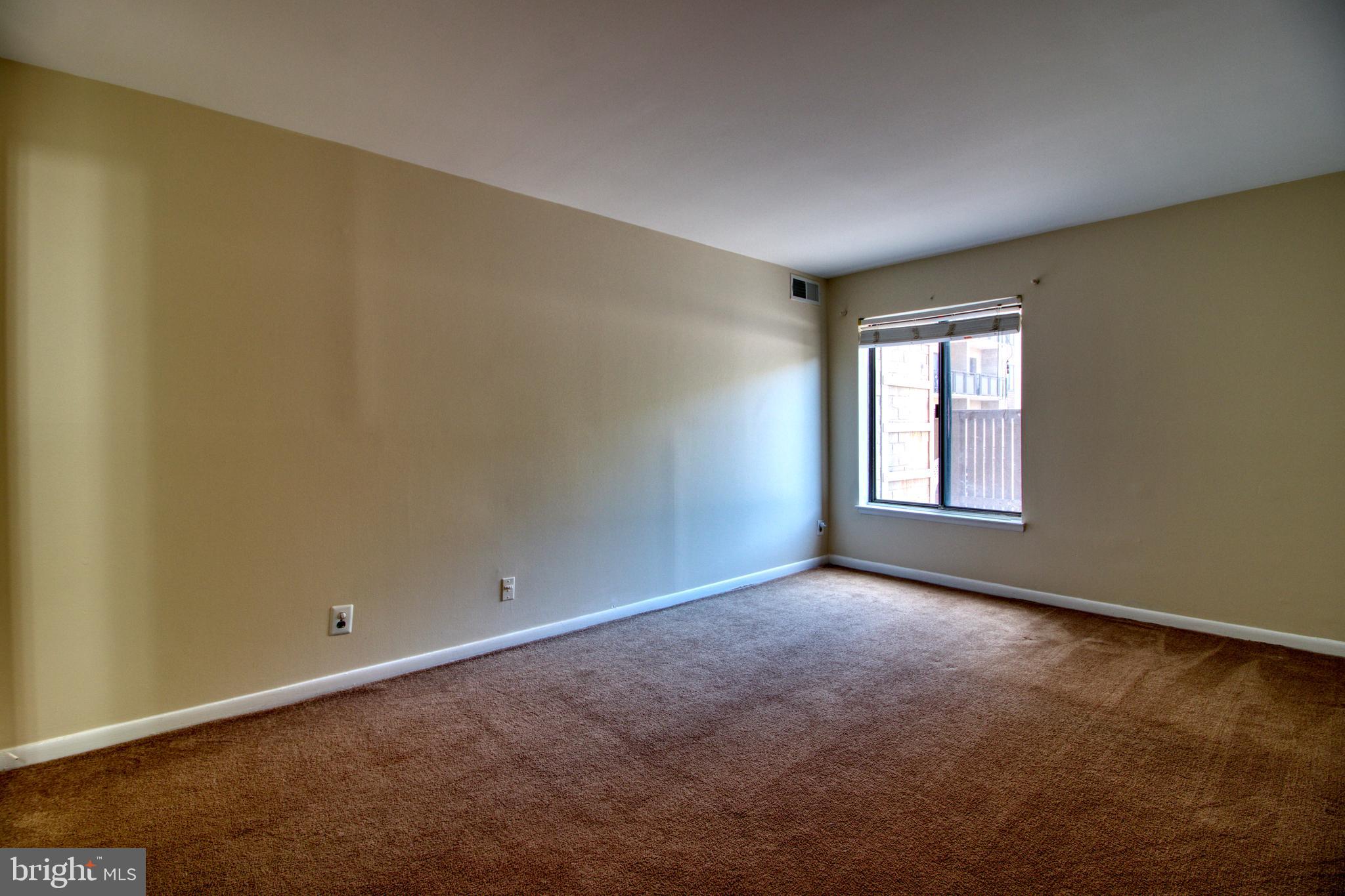 WOODLAKE TOWERS - Residential