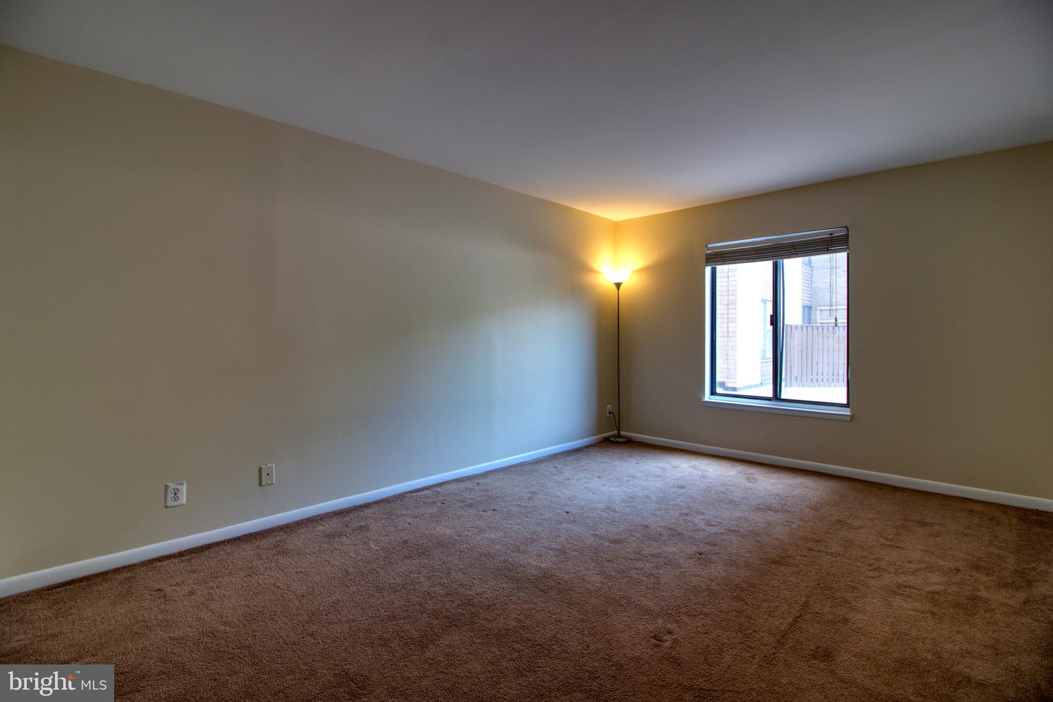 WOODLAKE TOWERS - Residential