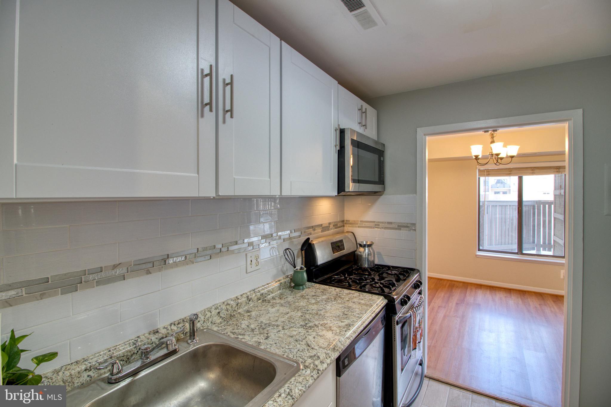 WOODLAKE TOWERS - Residential