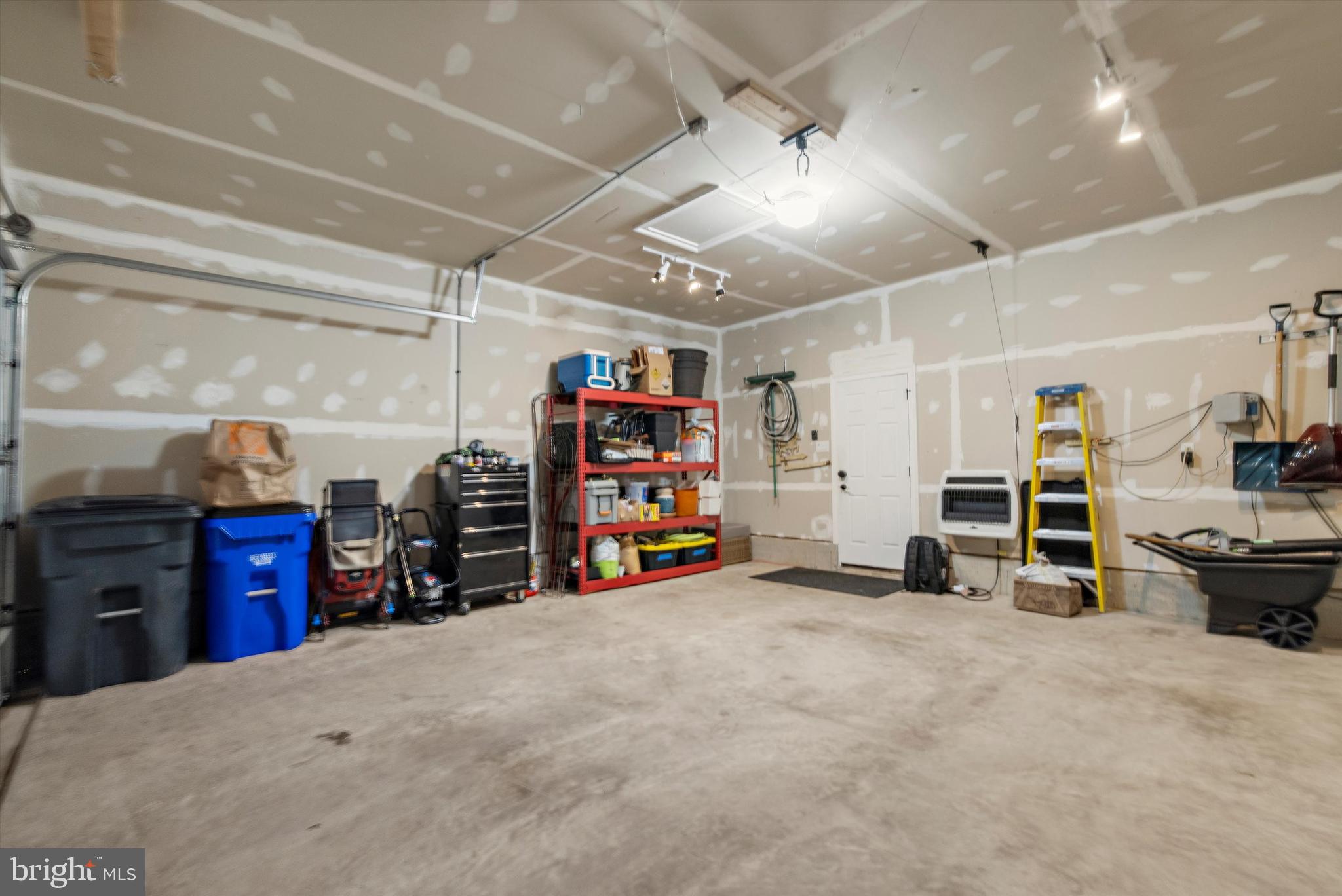 MAPLE LAWN - Residential