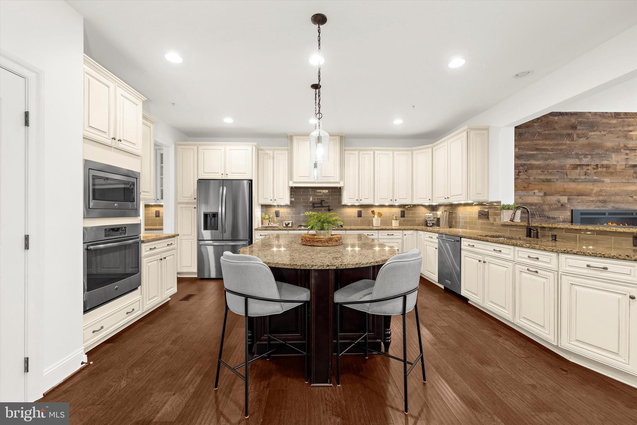 MAPLE LAWN - Residential