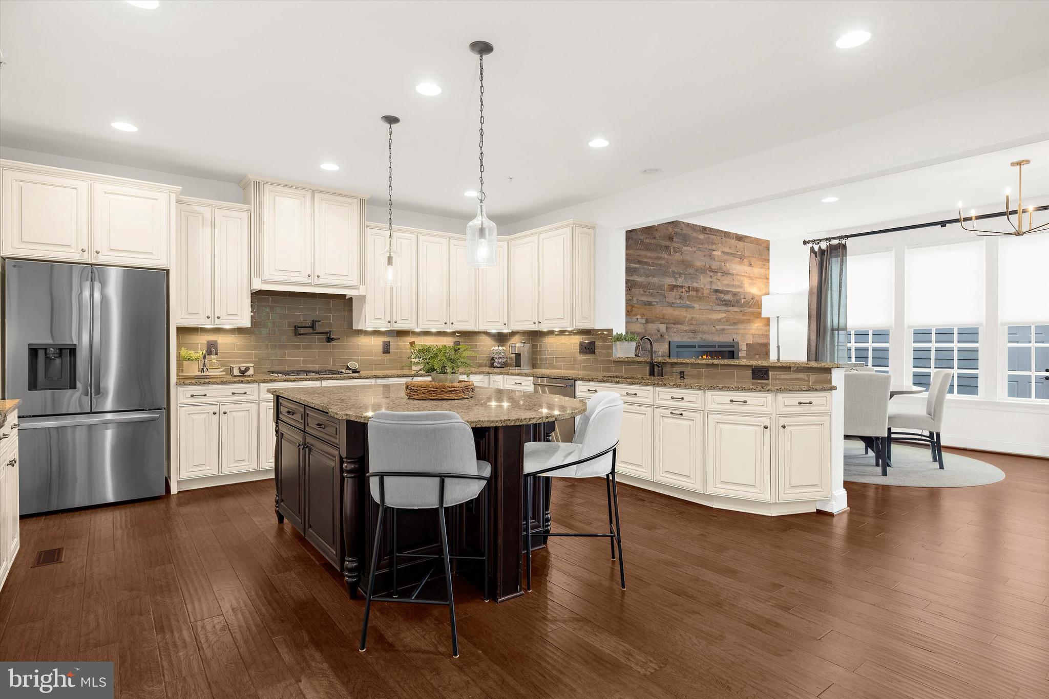 MAPLE LAWN - Residential