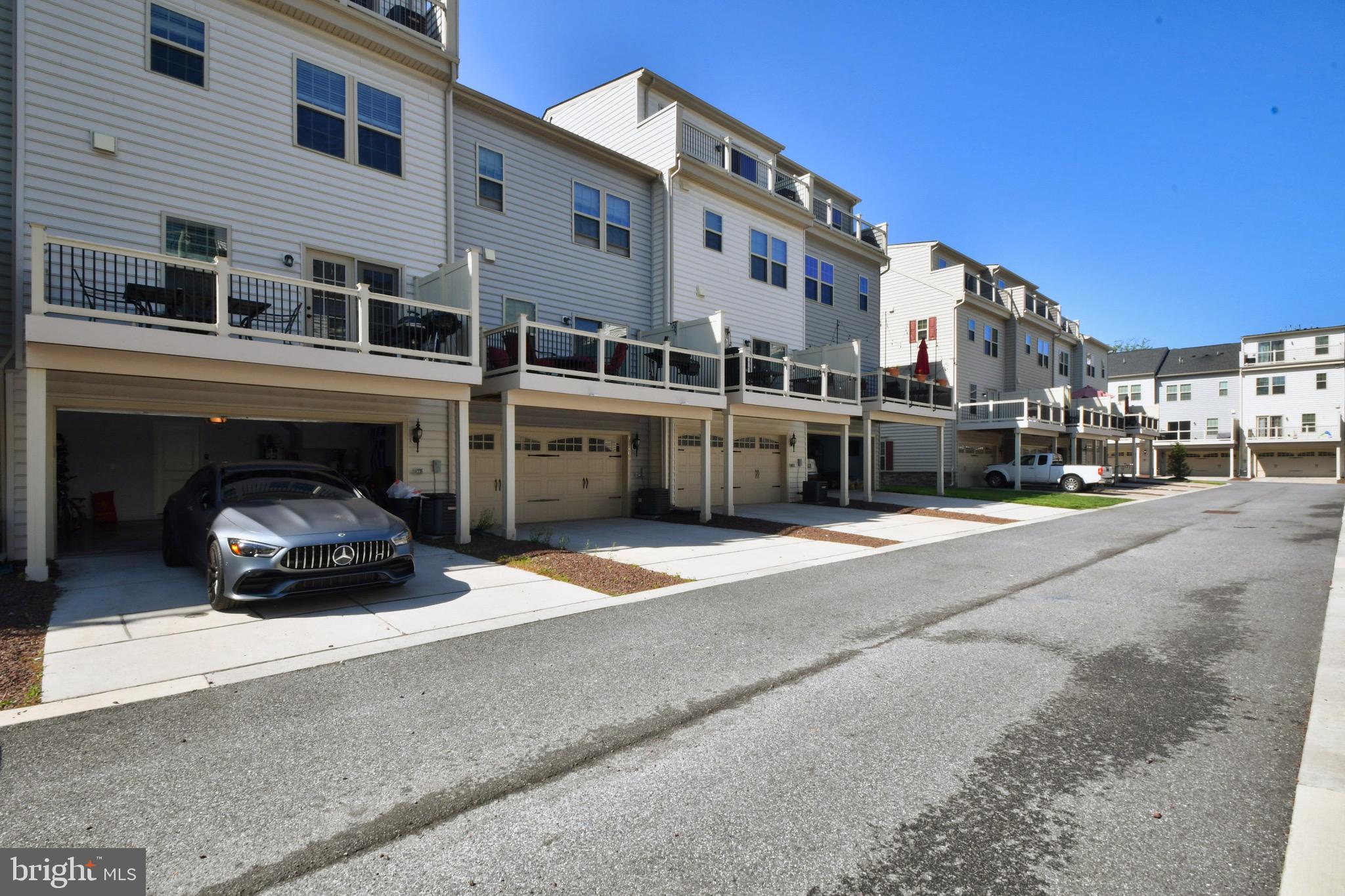 PRESERVE AT WINDLASS RUN - Residential