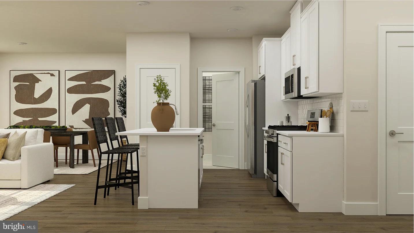 809 RESORT BOULEVARD