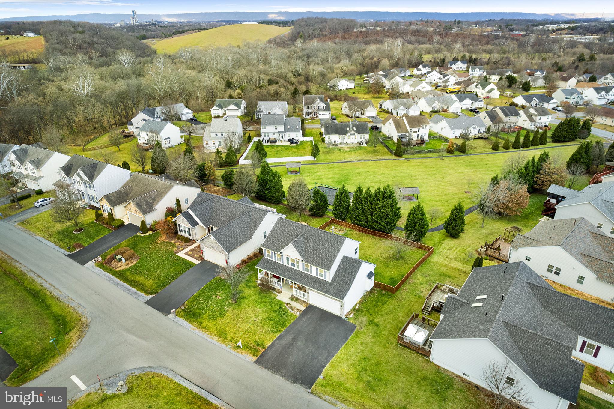 STONEBRIDGE - Residential