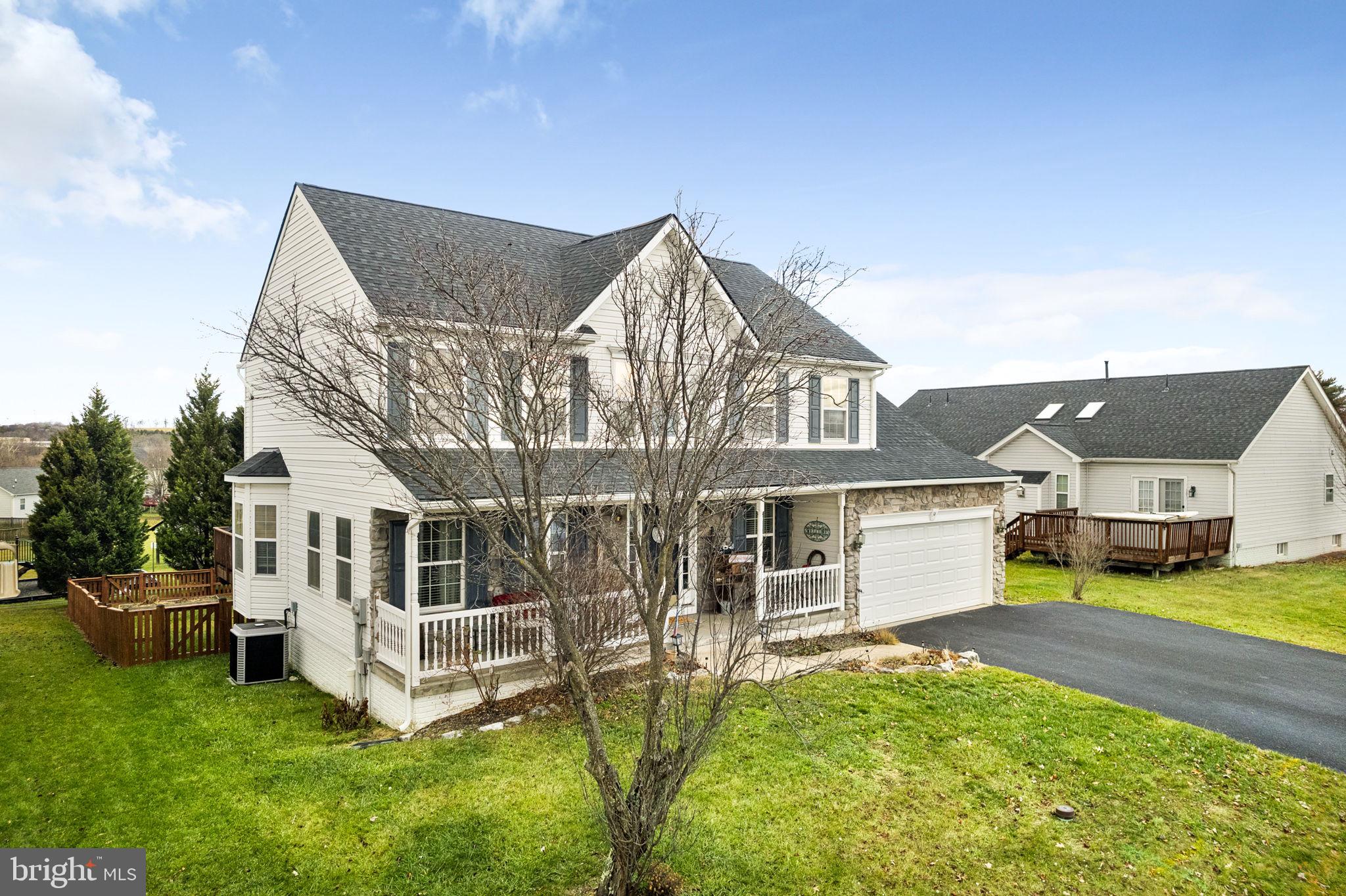 STONEBRIDGE - Residential