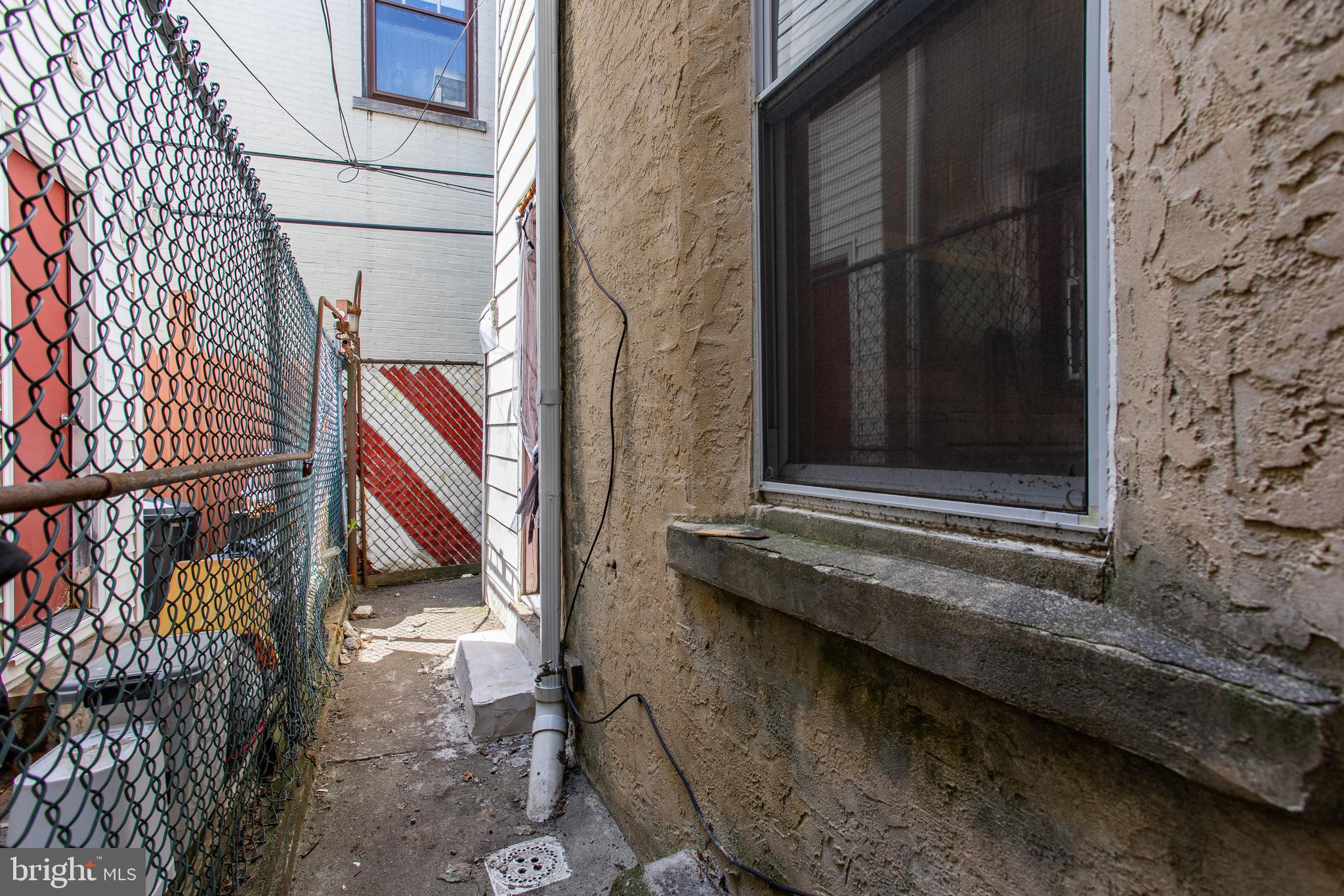 OLDE KENSINGTON - Residential