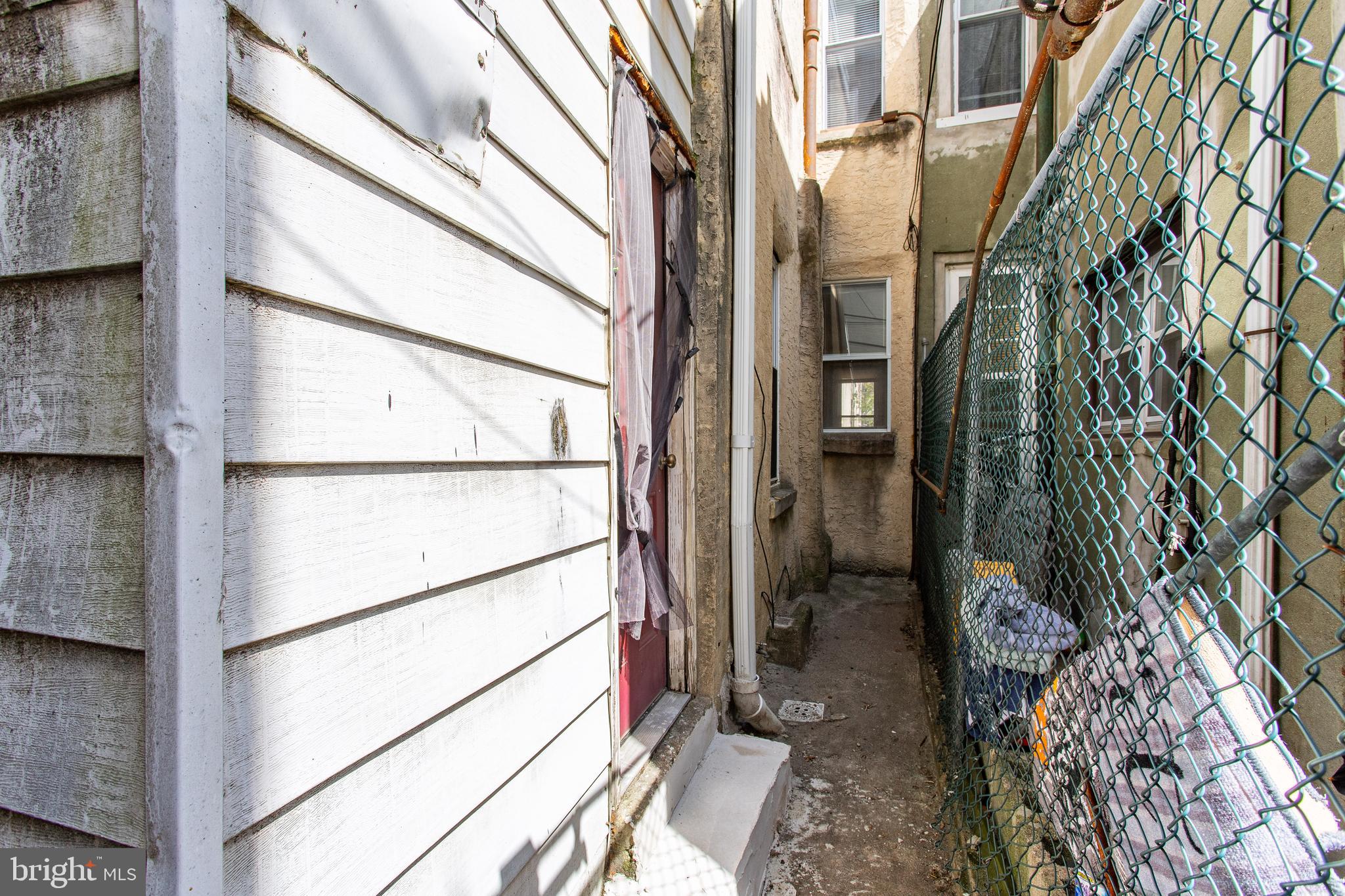 OLDE KENSINGTON - Residential