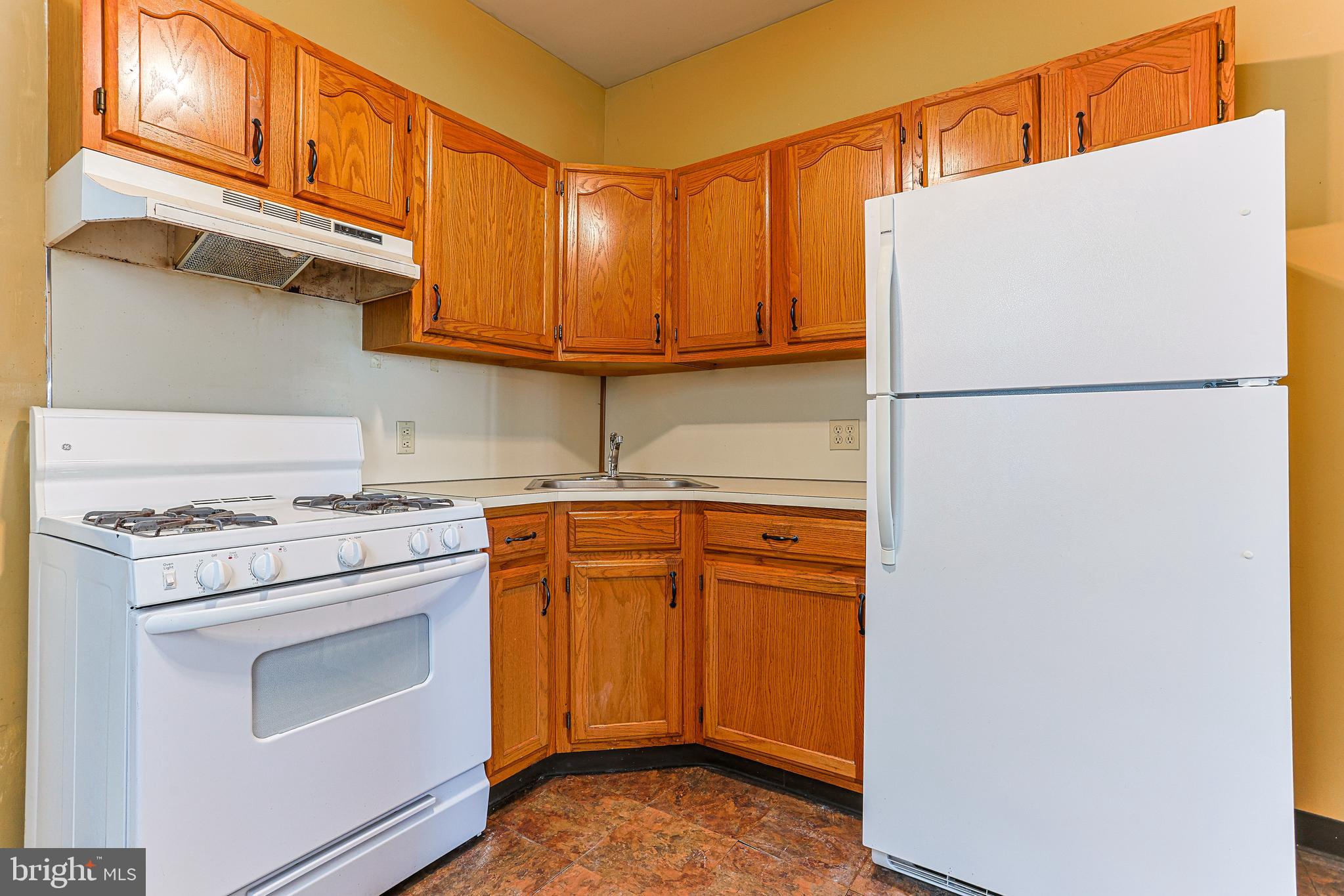 OLDE KENSINGTON - Residential