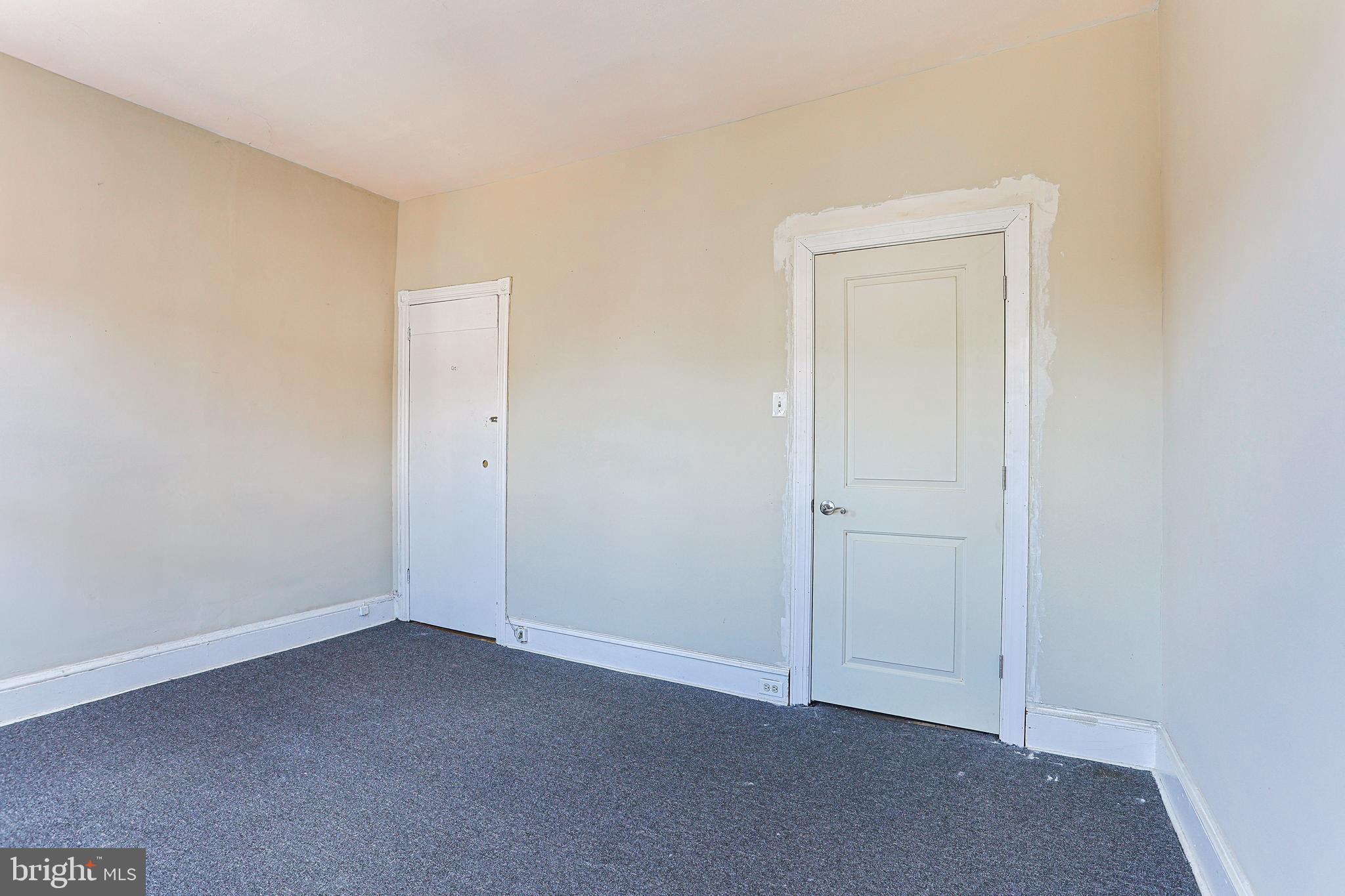 OLDE KENSINGTON - Residential