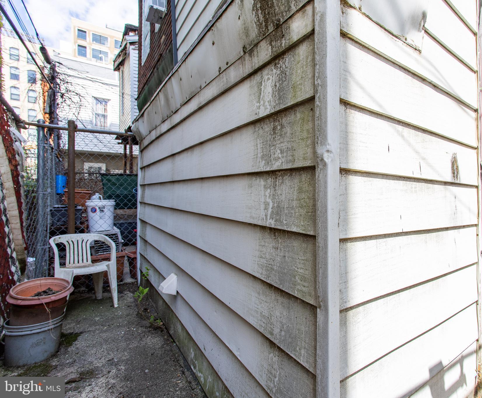 OLDE KENSINGTON - Residential