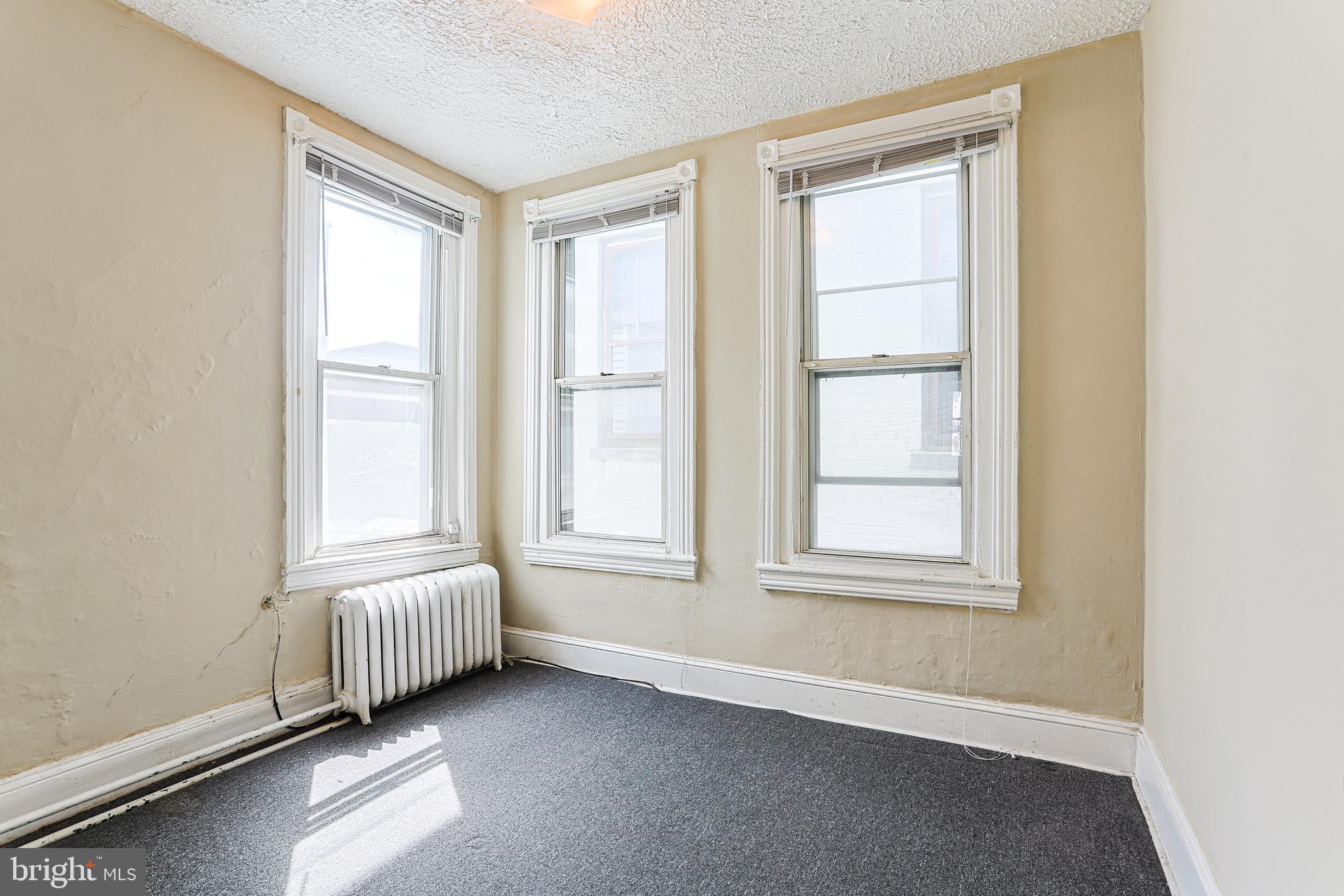 OLDE KENSINGTON - Residential