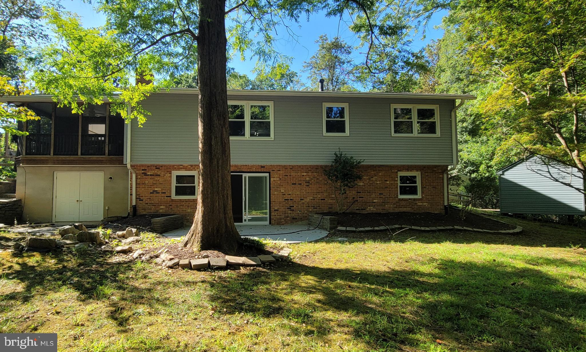 LAKE RIDGE - Residential