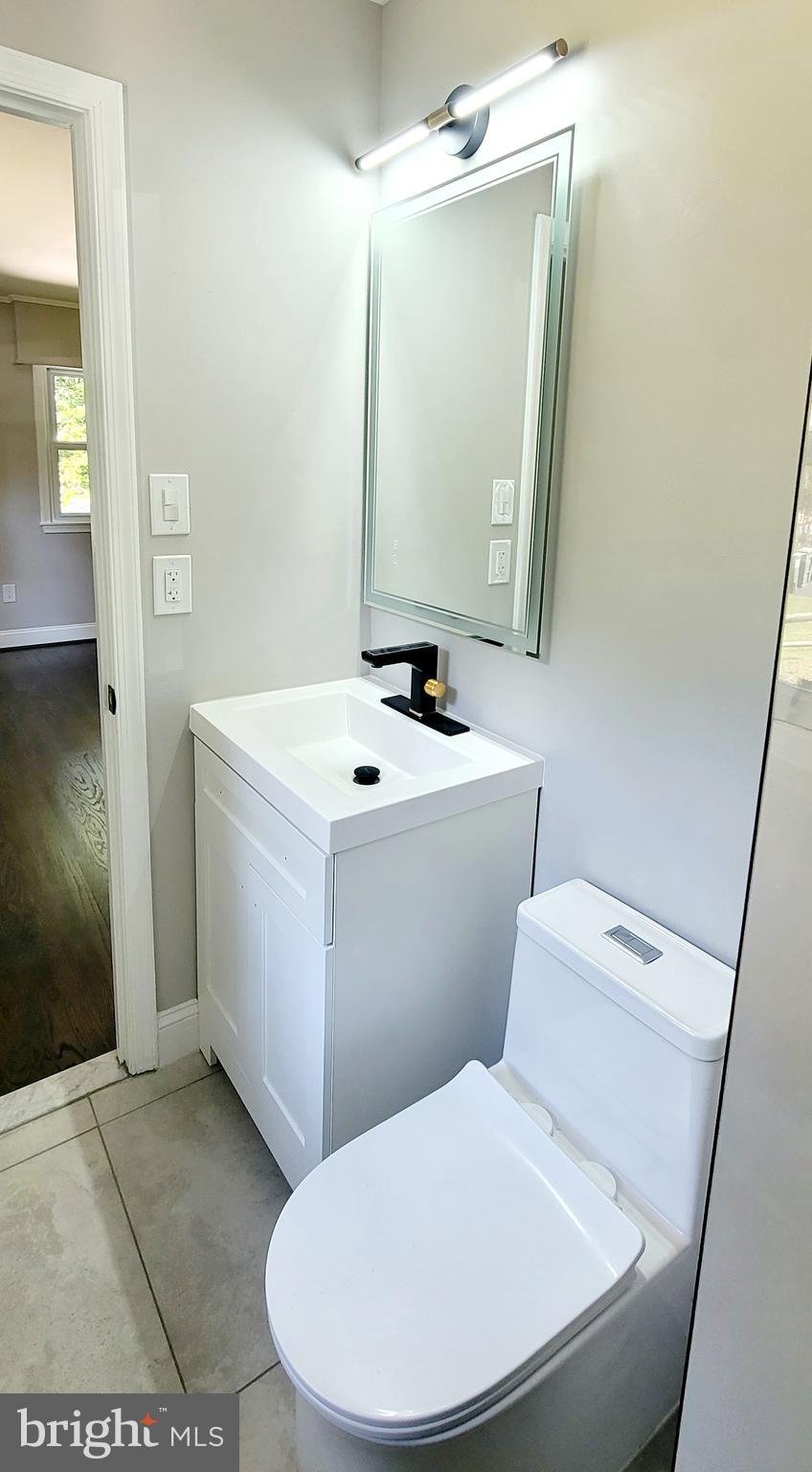 LAKE RIDGE - Residential