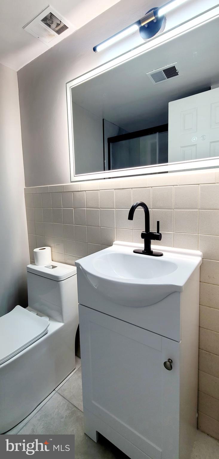 LAKE RIDGE - Residential