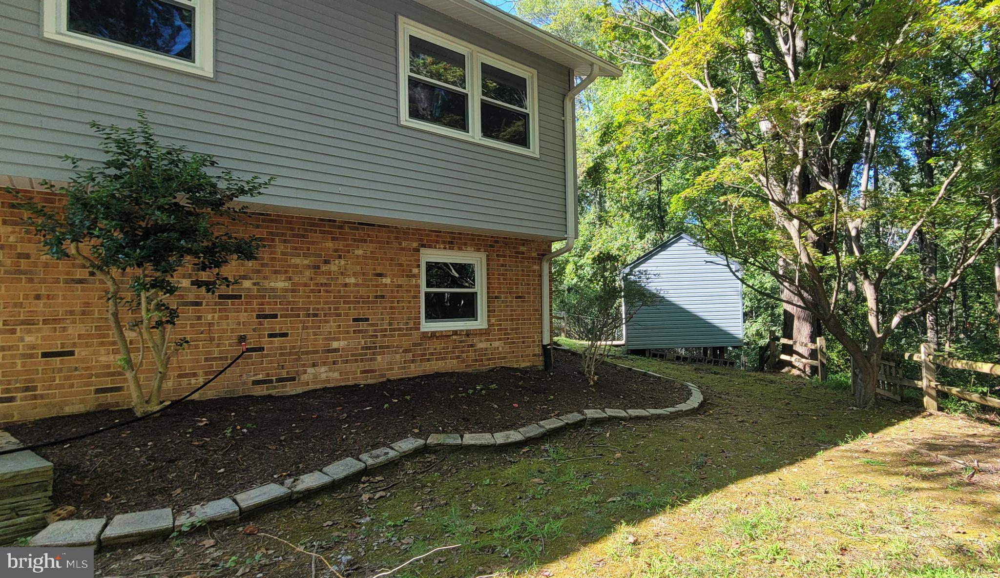 LAKE RIDGE - Residential