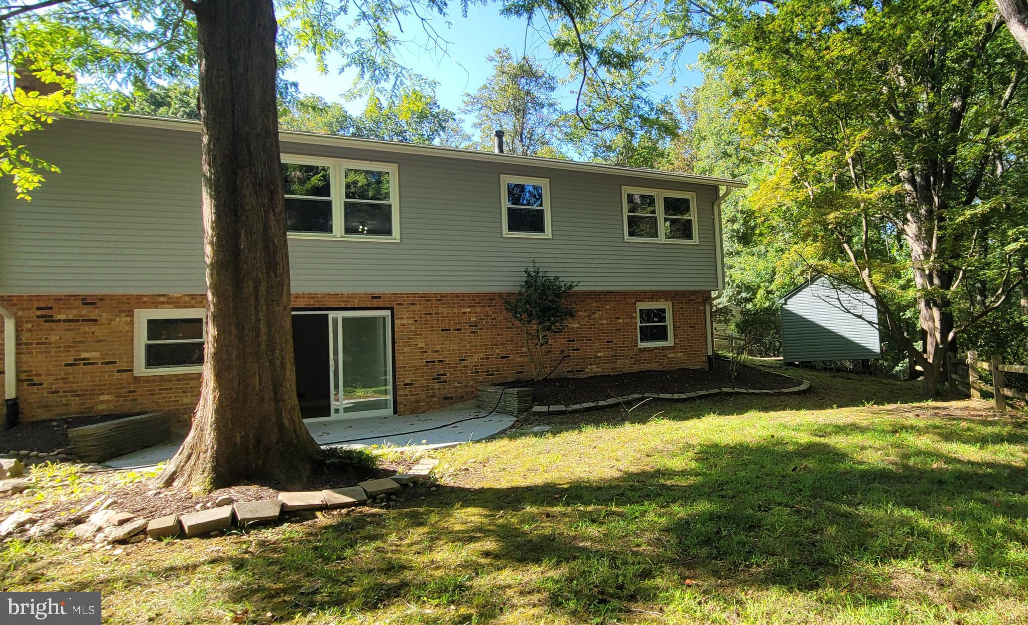 LAKE RIDGE - Residential