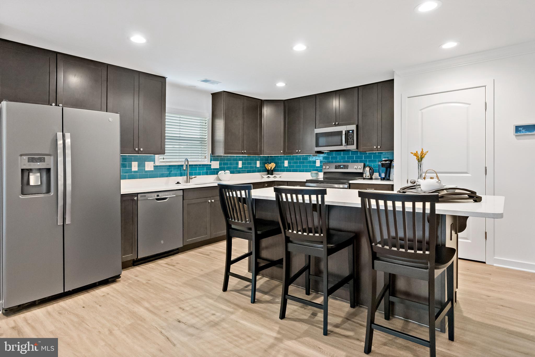 CARDINAL POINTE - Residential