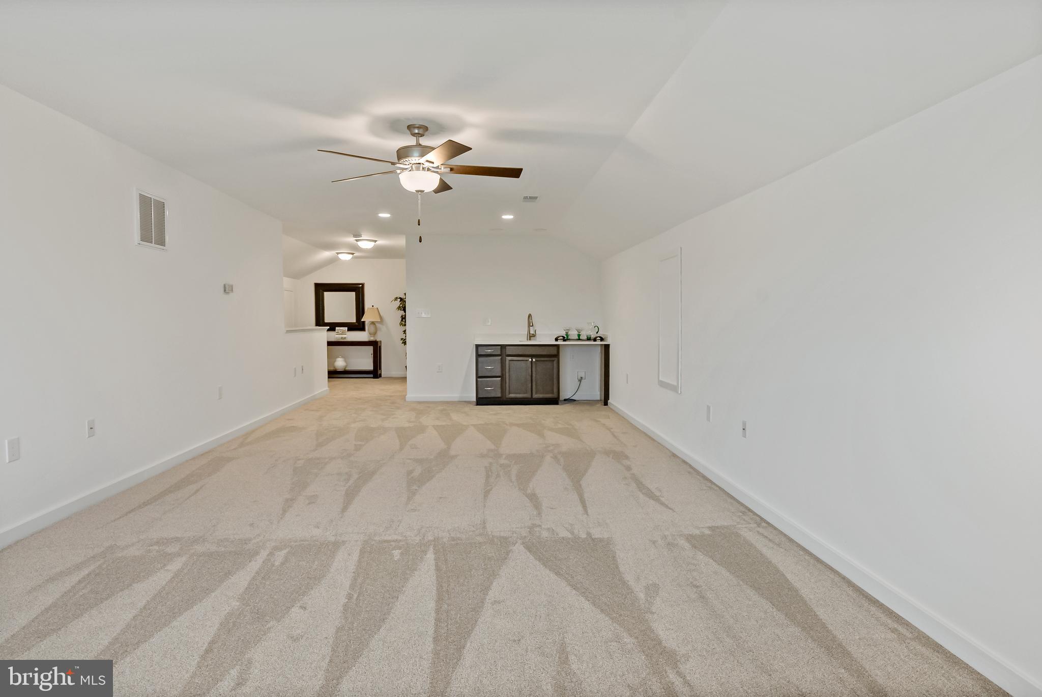 CARDINAL POINTE - Residential