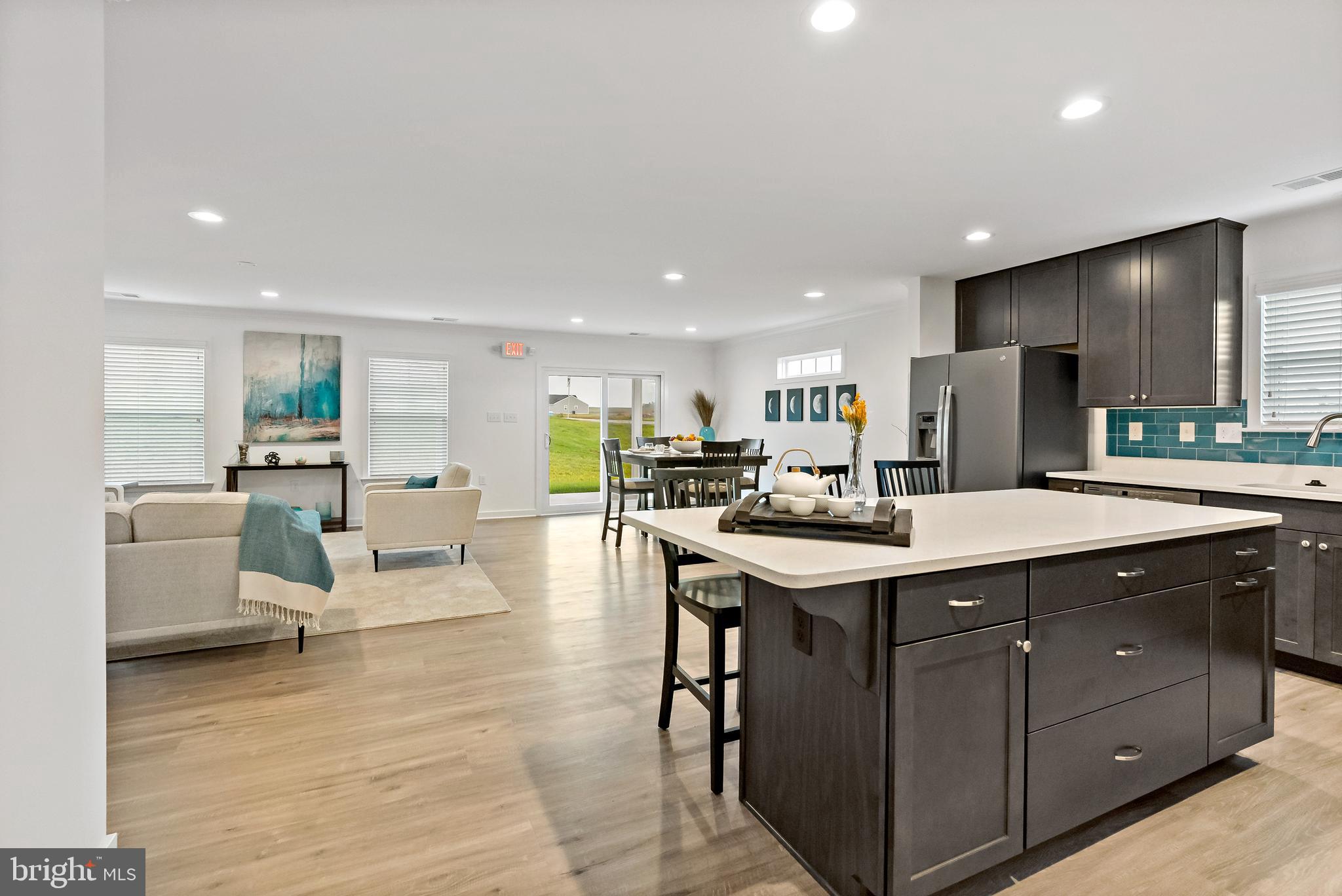 CARDINAL POINTE - Residential