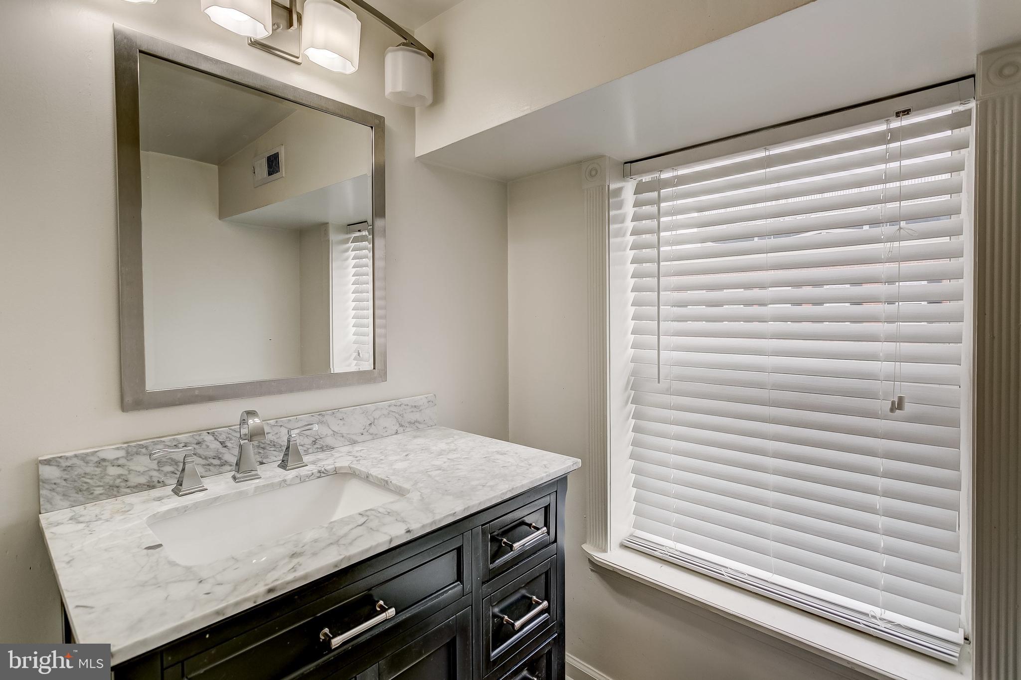 FEDERAL HILL HISTORIC DISTRICT - Residential Lease