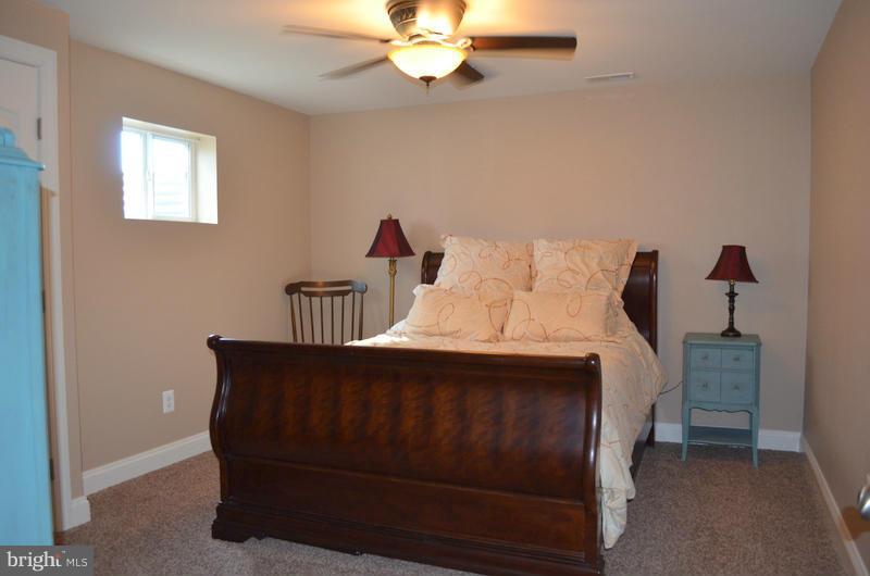 BROAD CREEK - Residential