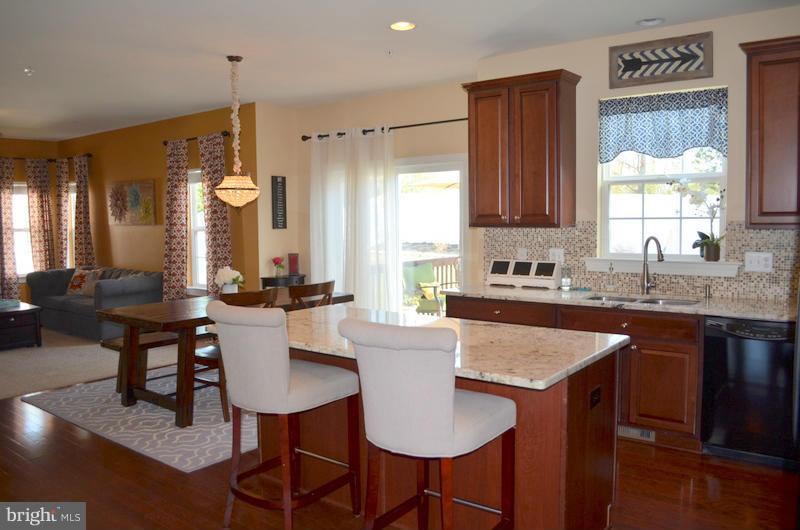 BROAD CREEK - Residential