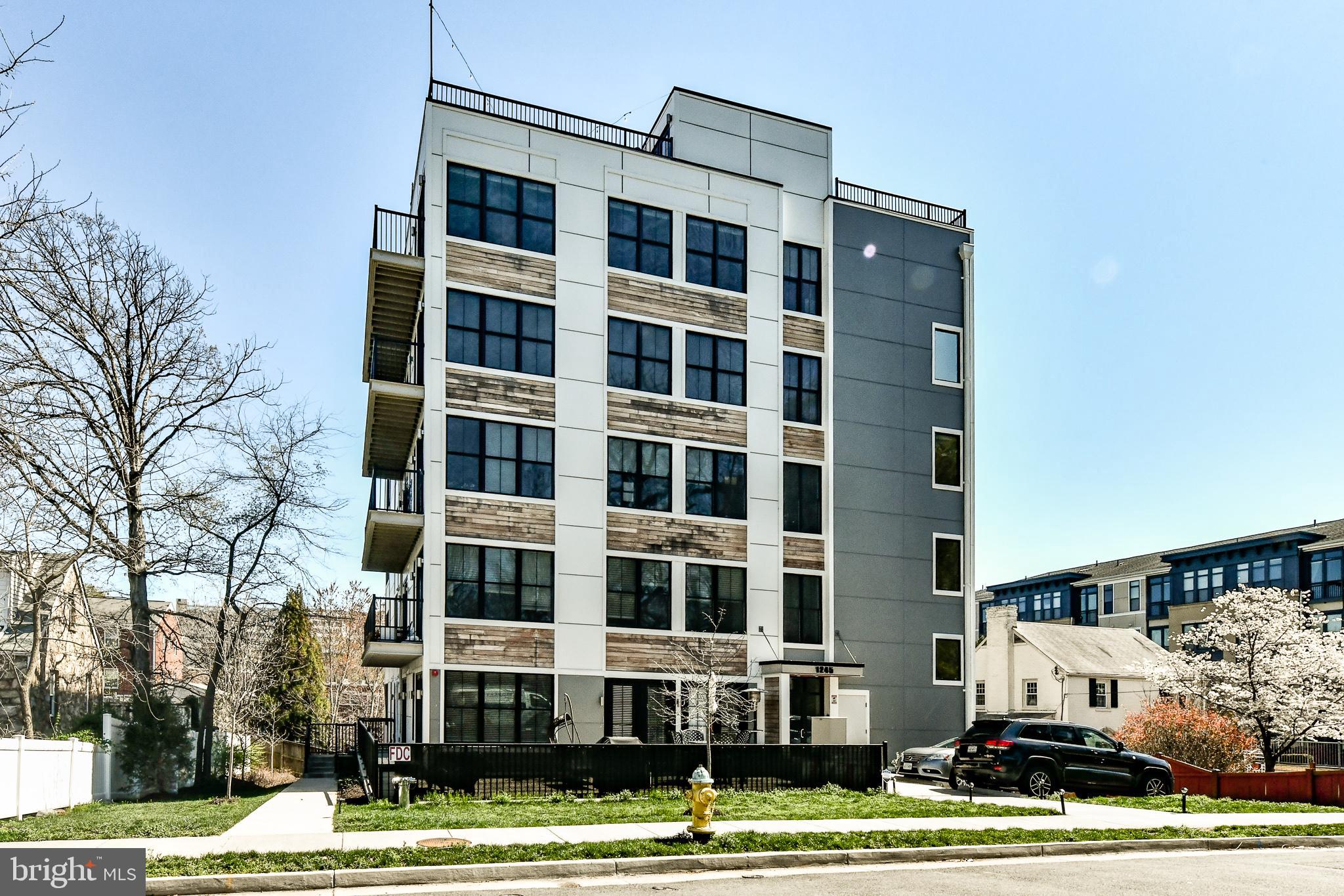 RADNOR - FORT MYER HEIGHTS - Residential Lease