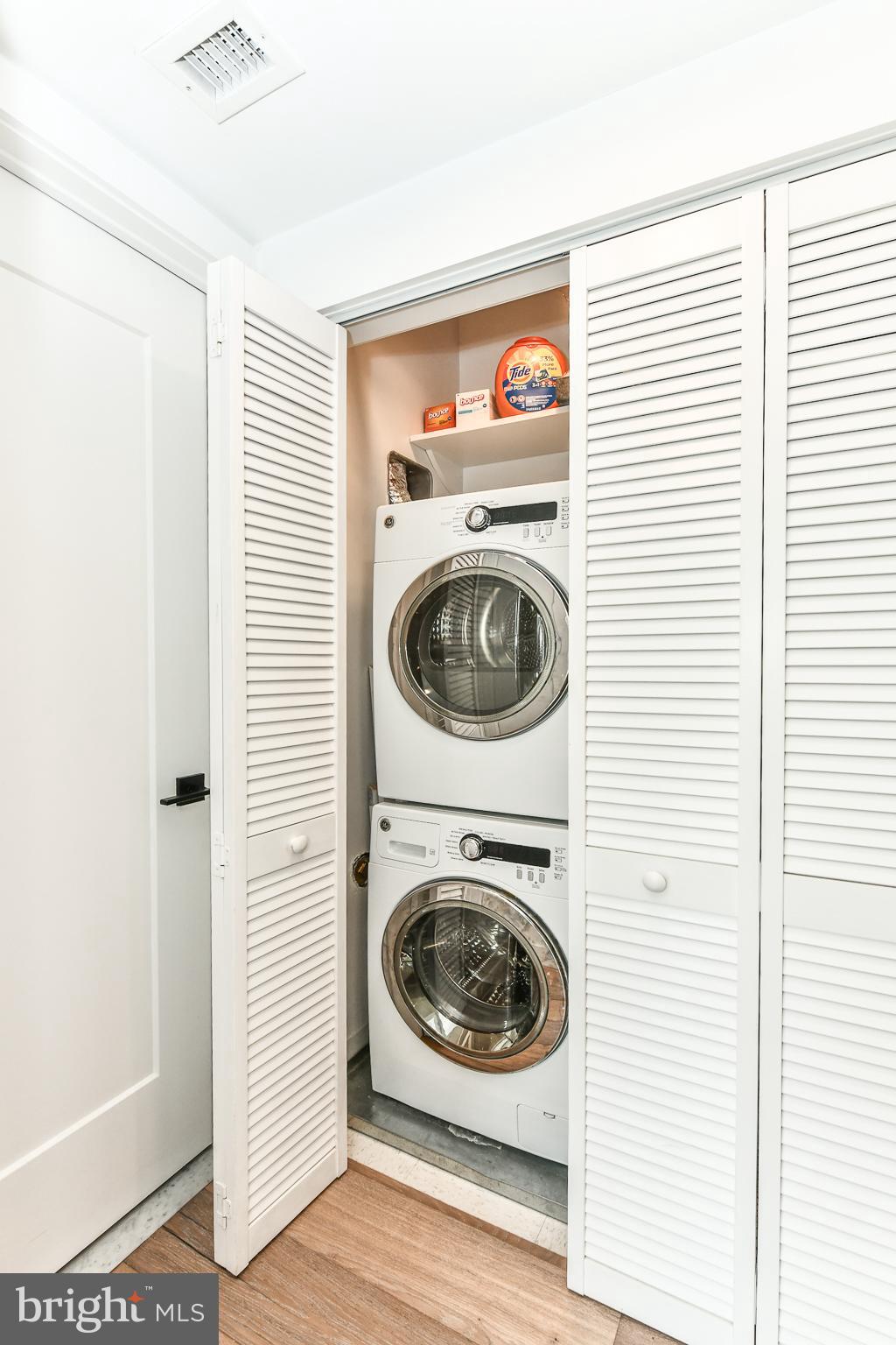 RADNOR - FORT MYER HEIGHTS - Residential Lease