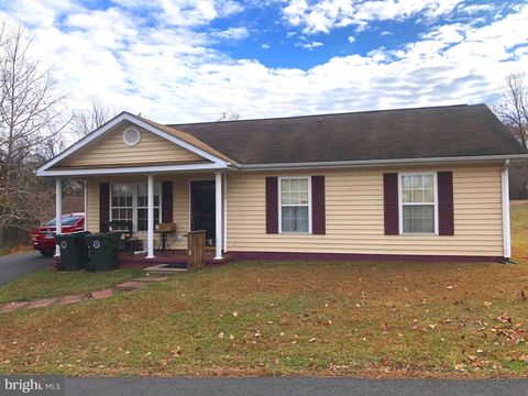 Photo of 164 Aberdeen Drive, CULPEPER, VA 22701 (MLS # VACU2012026)