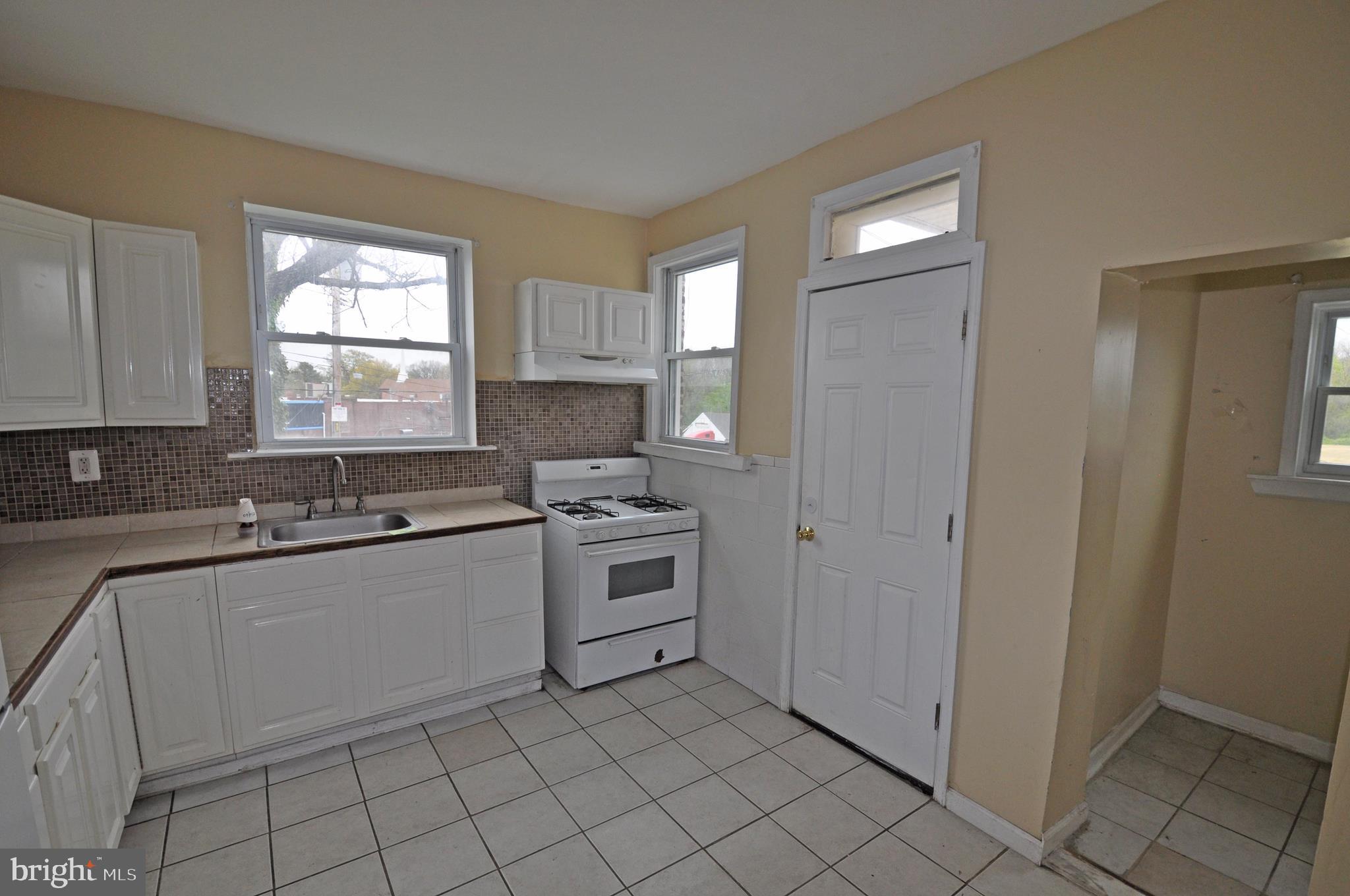 SAINT JOSEPHS - Residential