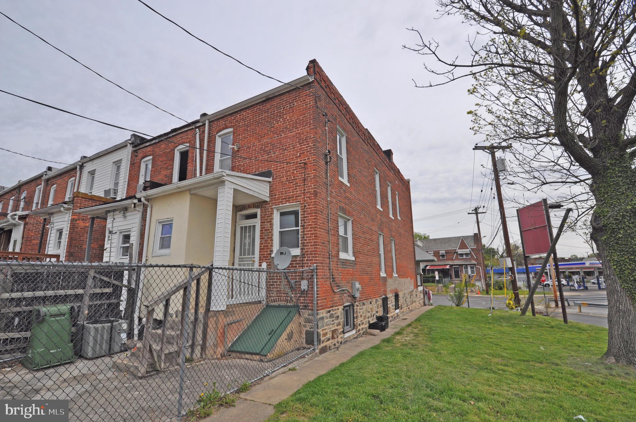 SAINT JOSEPHS - Residential