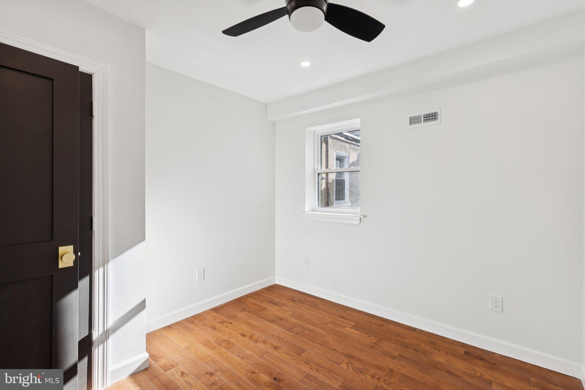 OLDE KENSINGTON - Residential