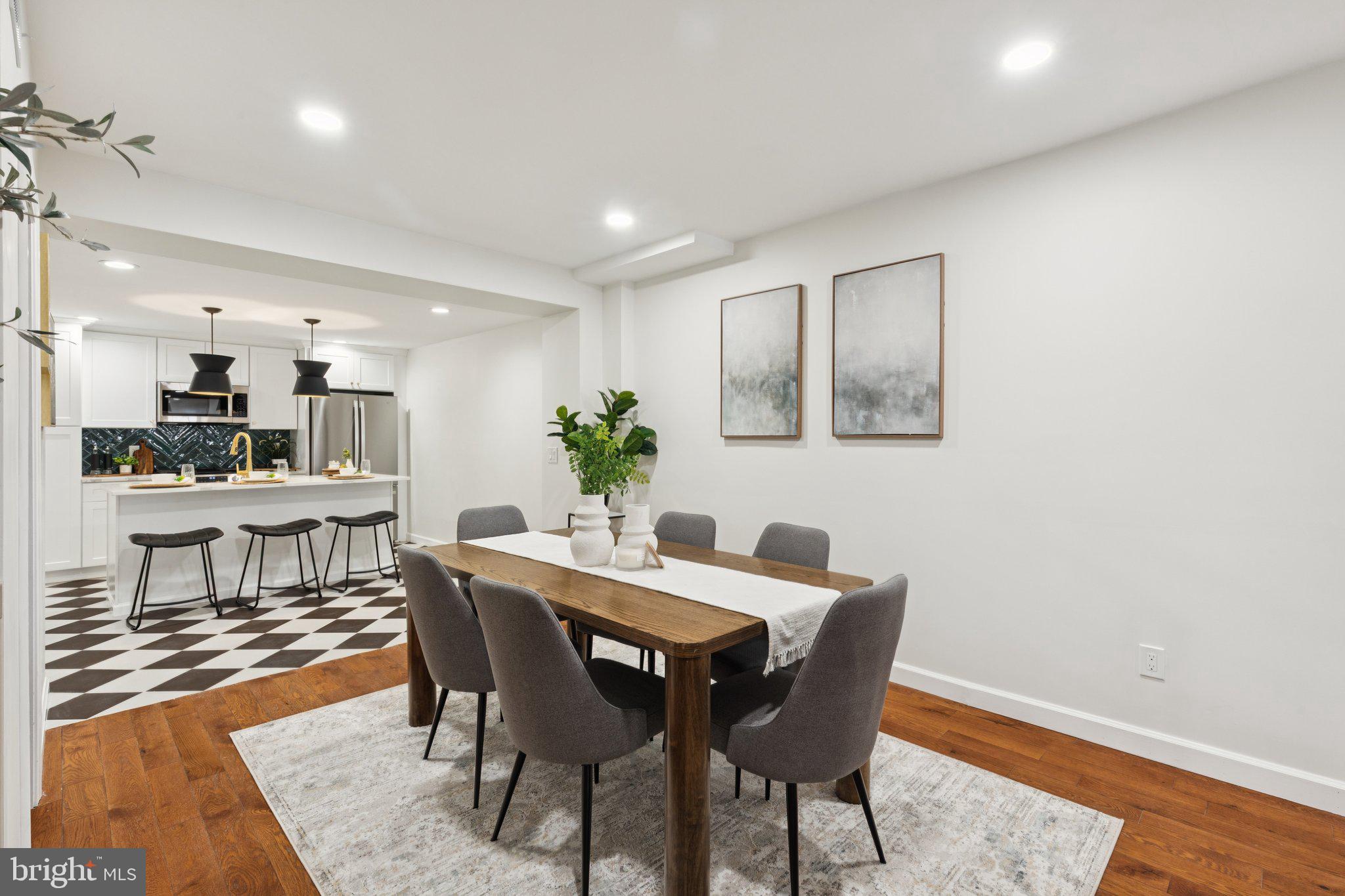 OLDE KENSINGTON - Residential