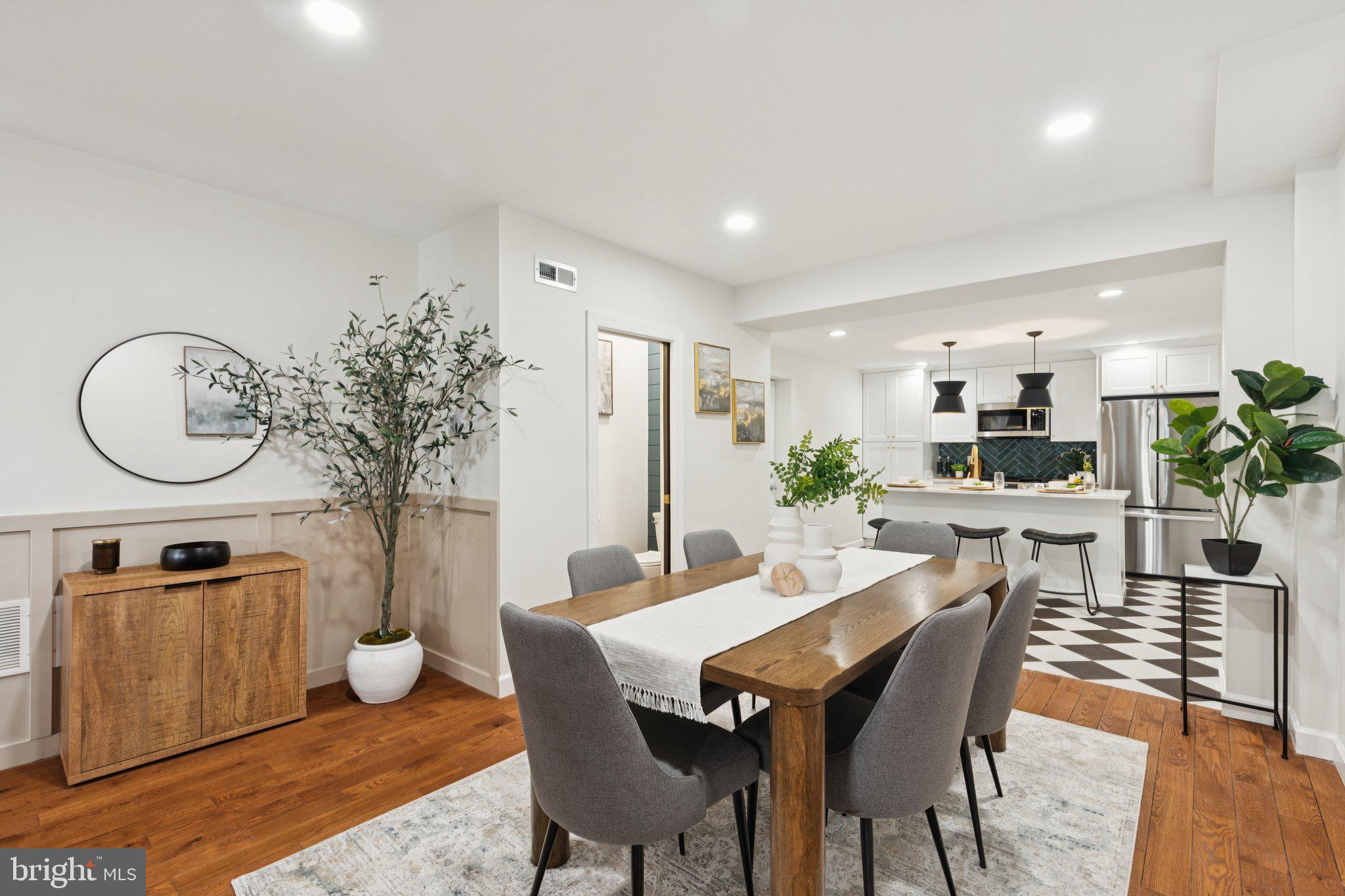 OLDE KENSINGTON - Residential