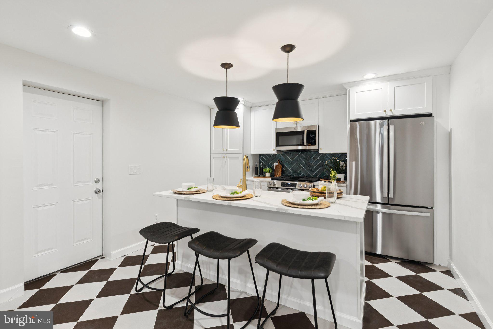 OLDE KENSINGTON - Residential