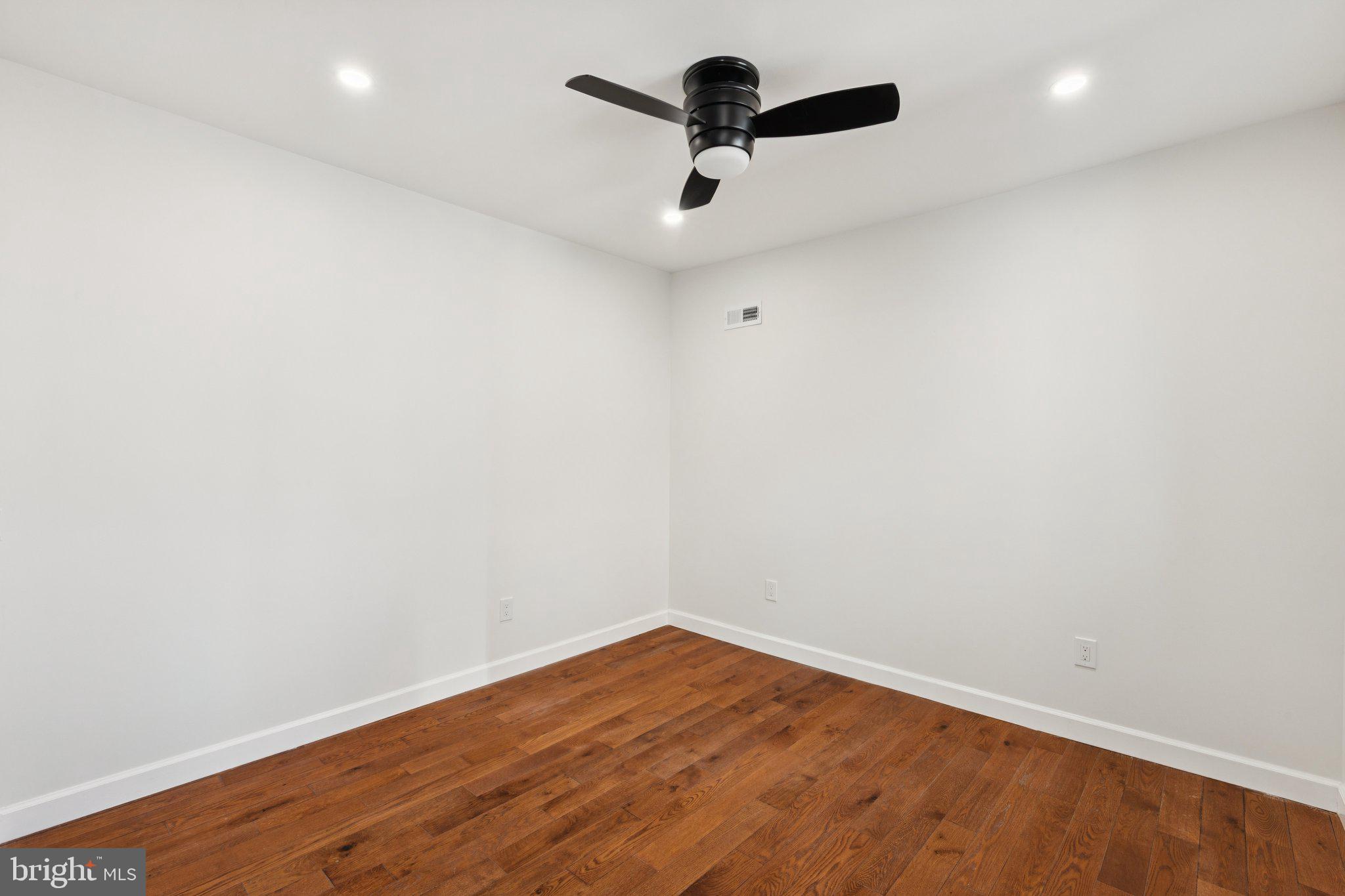 OLDE KENSINGTON - Residential