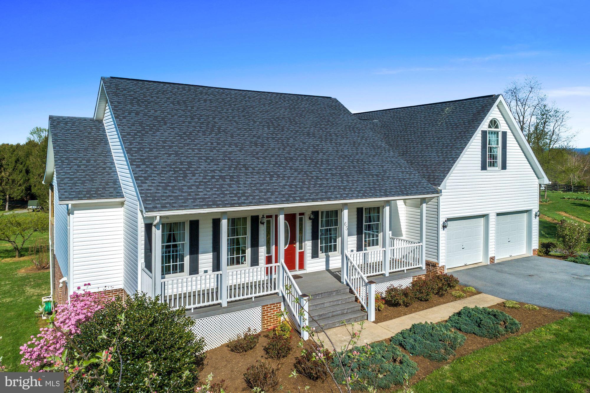 PEMBROKE GROVE - Residential