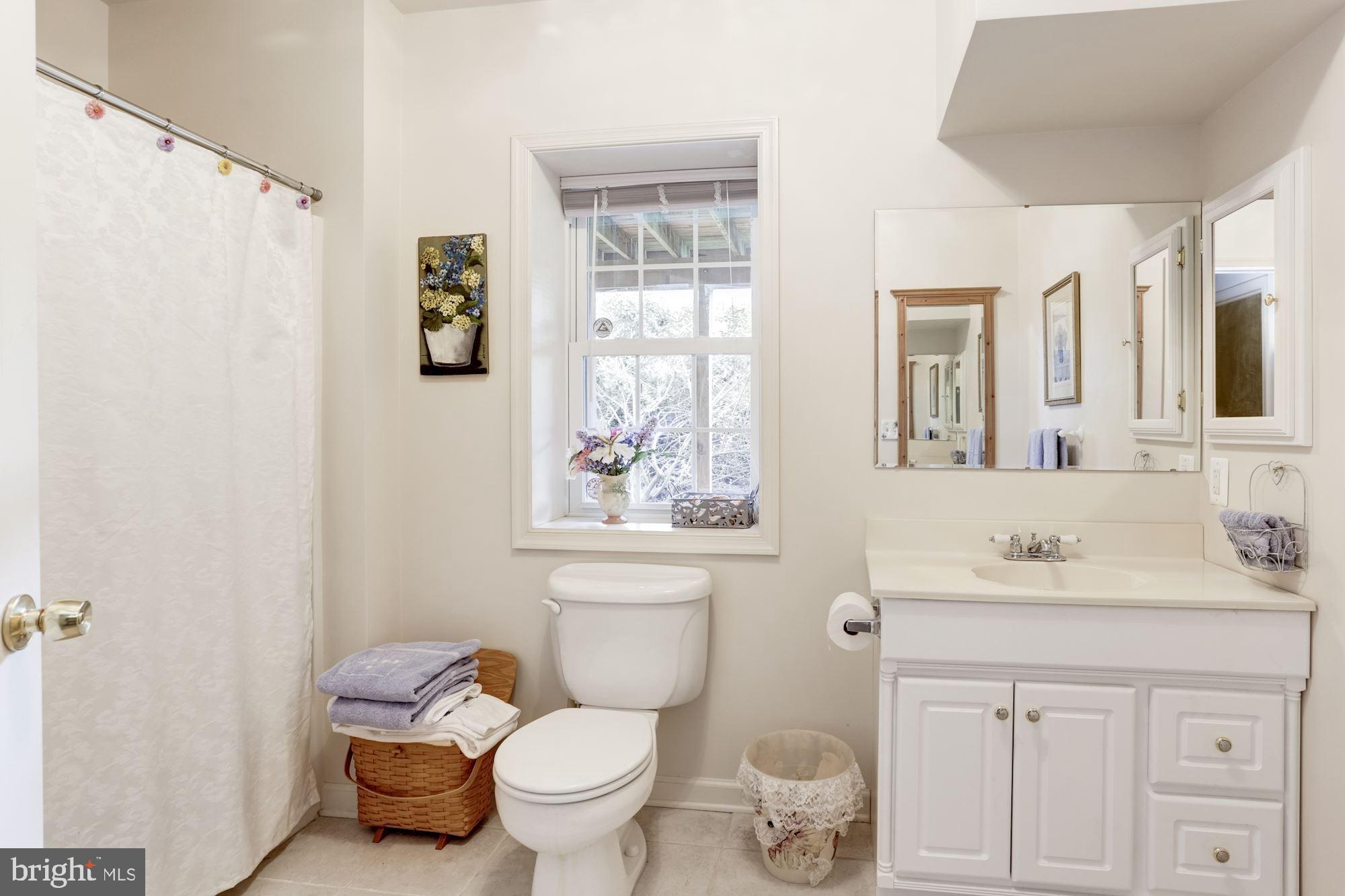 PEMBROKE GROVE - Residential